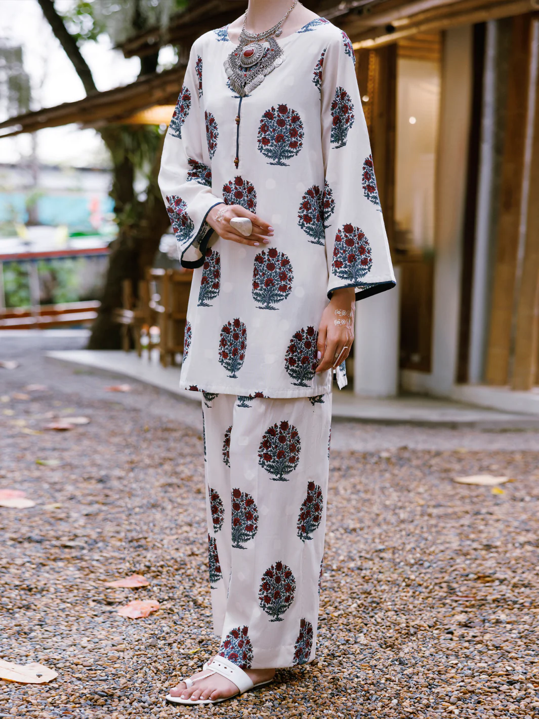 Off White Cotton Dobby 2Pc Stitched - AL-2PS-LKS-1022