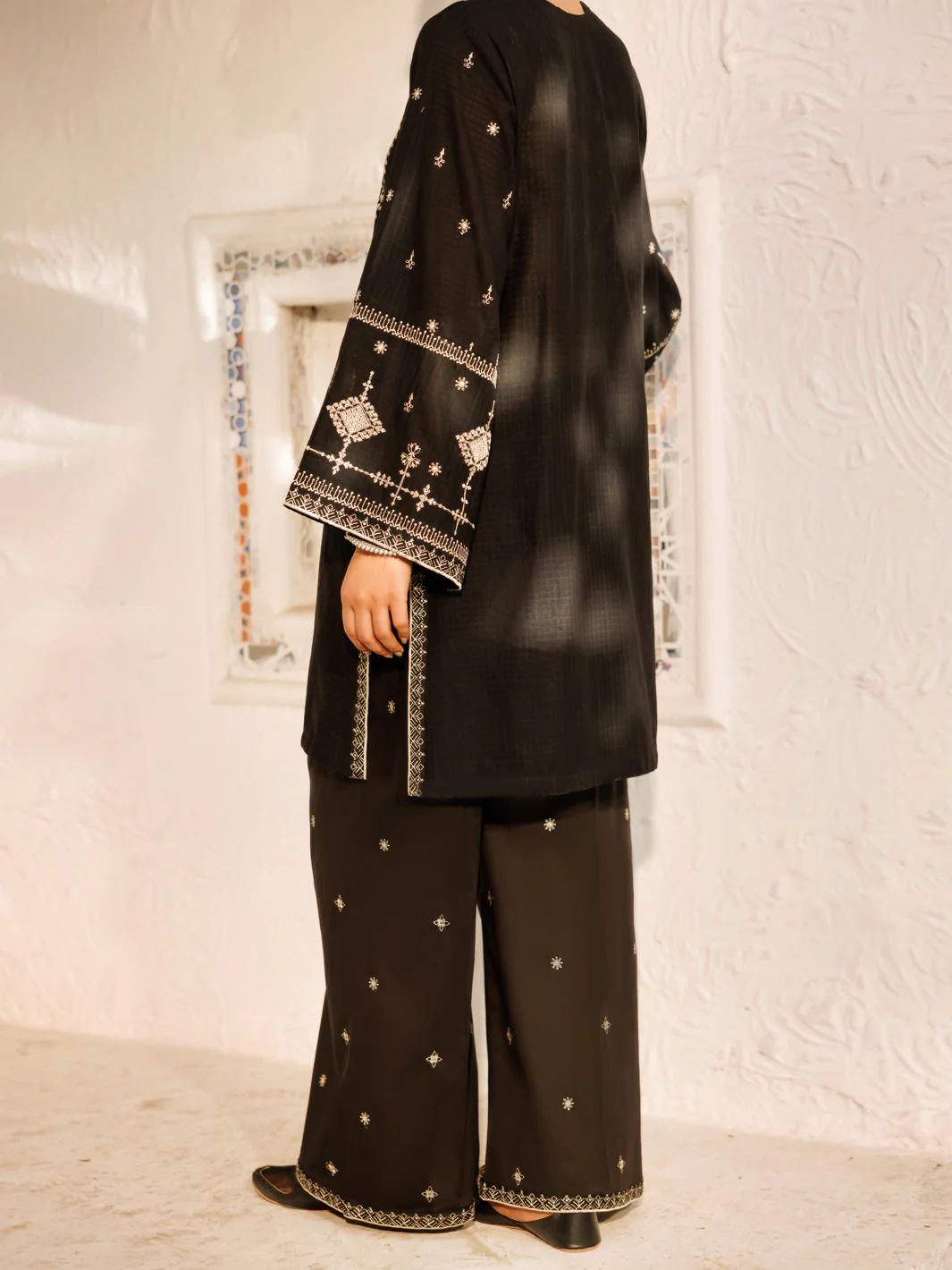 Black Square Dobby 2Pc Stitched - AL-2PS-LKS-1050 - Image 2