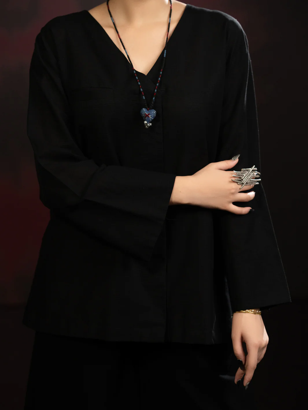 Black Light Slub Khaddar 2Pc Stitched - AL-2PS-LKS-1085 - Image 4