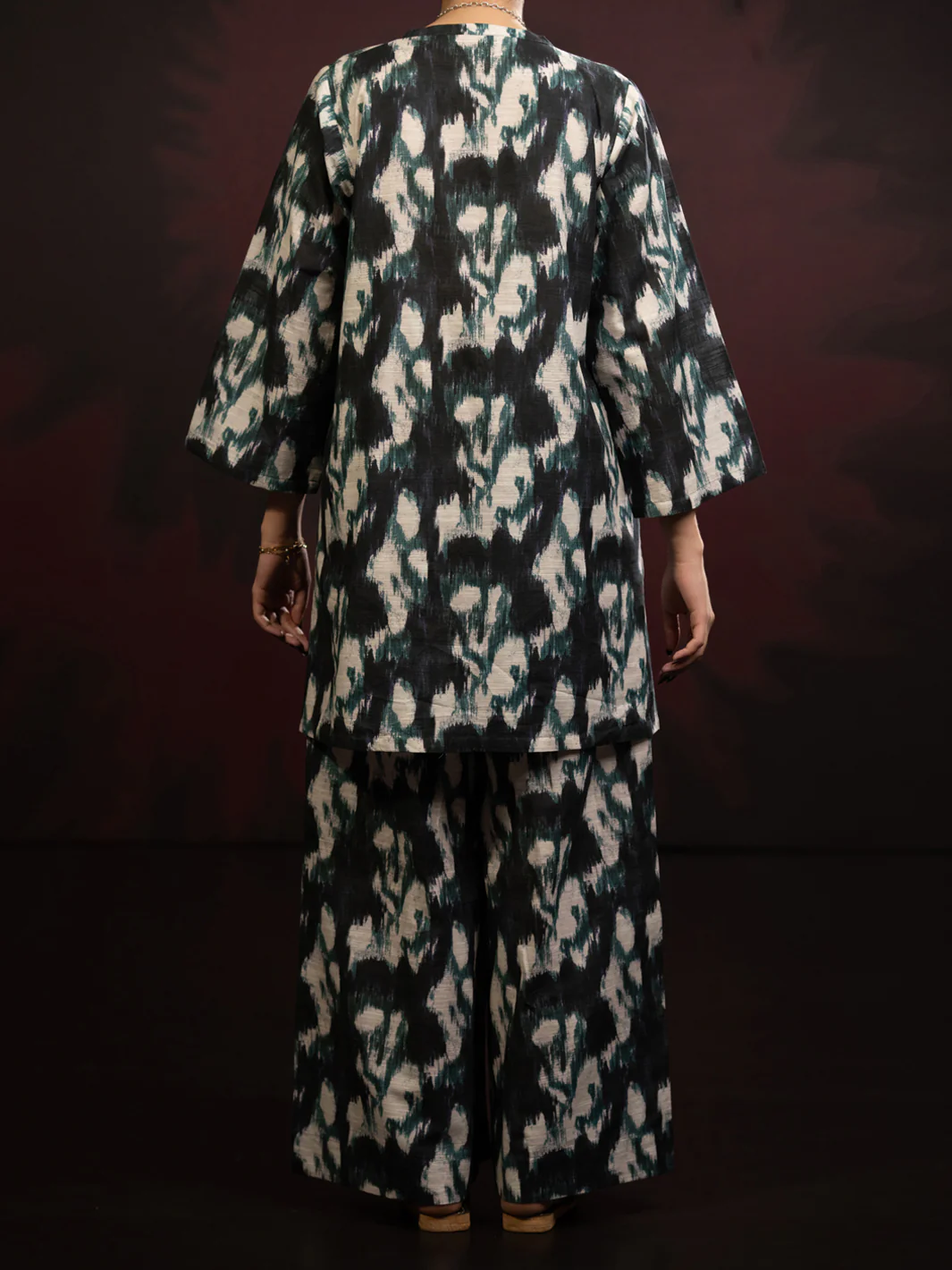 Teal Khaddar 2Pc Stitched - AL-2PS-LKS-1091 - Image 2