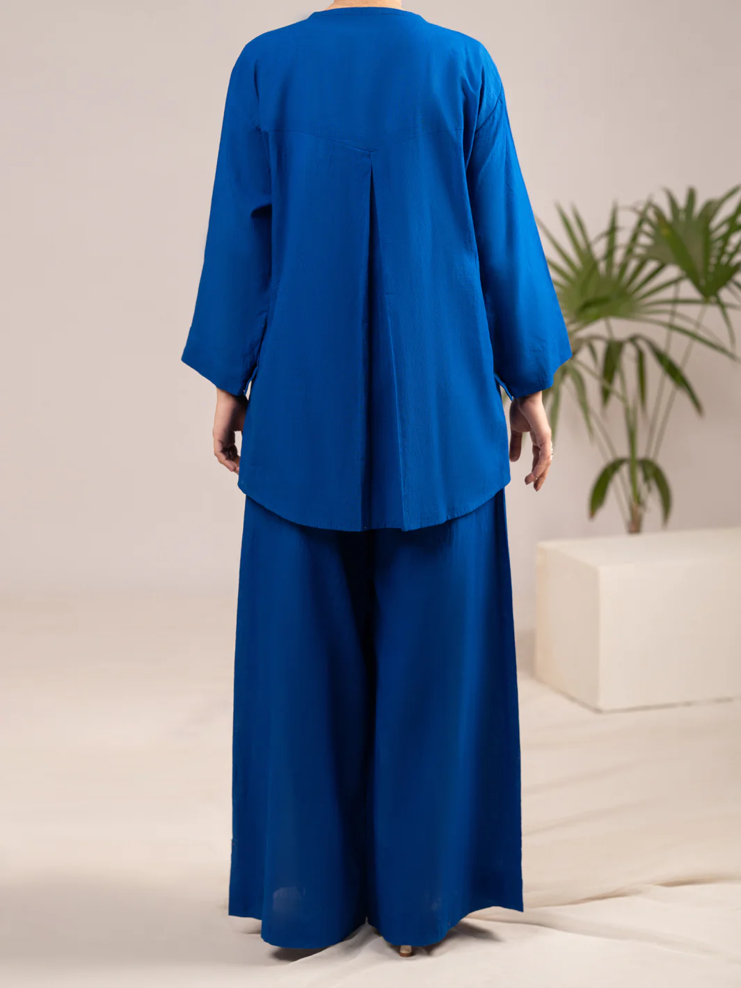 Blue Crosshatch 2Pc Stitched - AL-2PS-LKS-1127 - Image 3