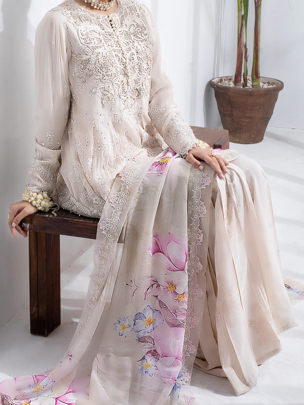 Off White Bemberg Chiffon 3 Piece Formal Stitched - AL-3PS-LS-308 - Image 3
