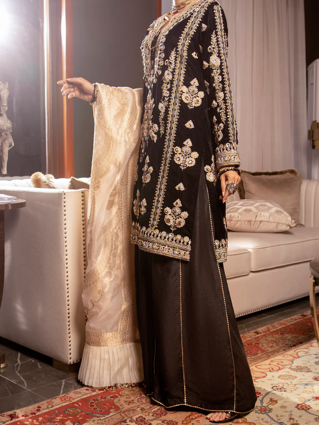 Black Velvet 3Pc Formal Stitched - AL-3PS-LS-340 - Image 3