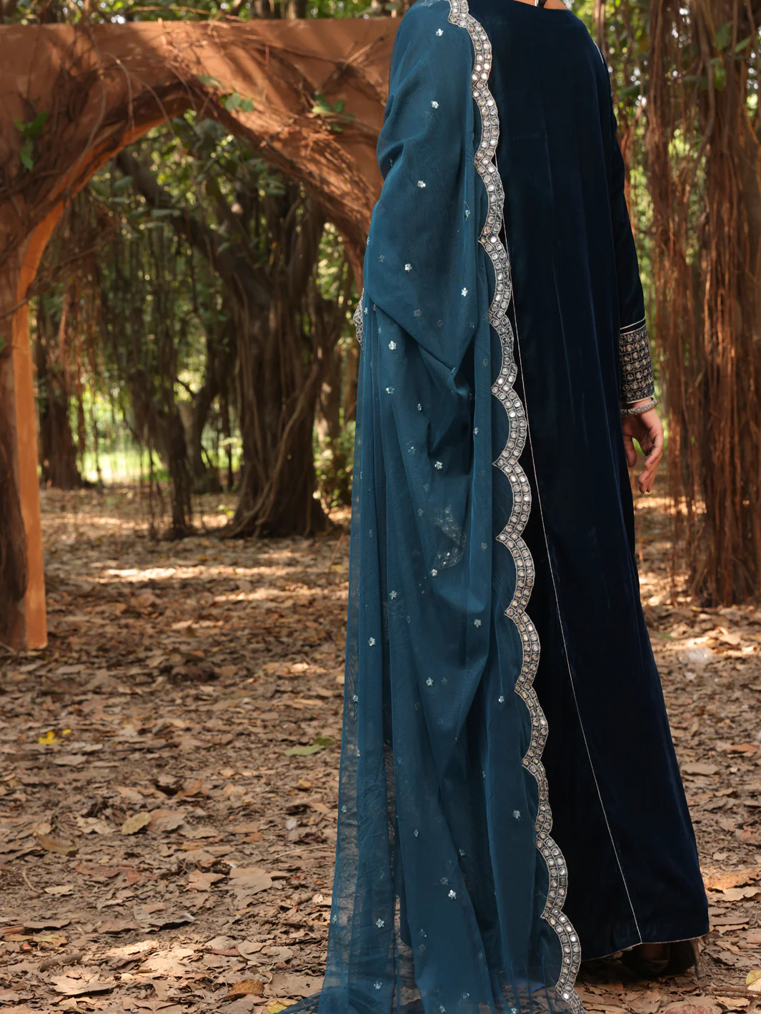 Blue Velvet 3Pc Formal Stitched - AL-3PS-LS-385 - Image 2