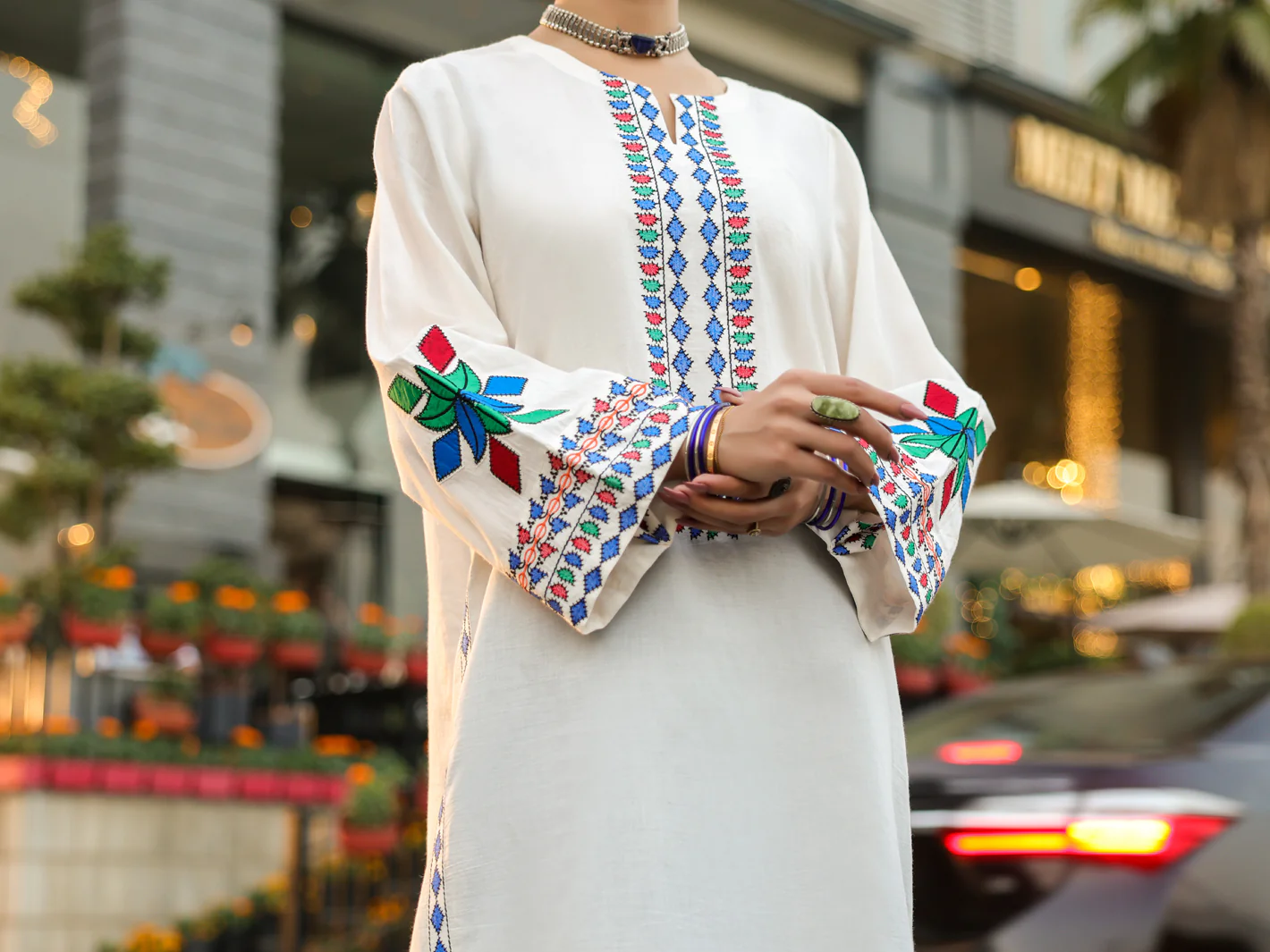 White Lawn Kurti - AL-LK-1168 - Image 4