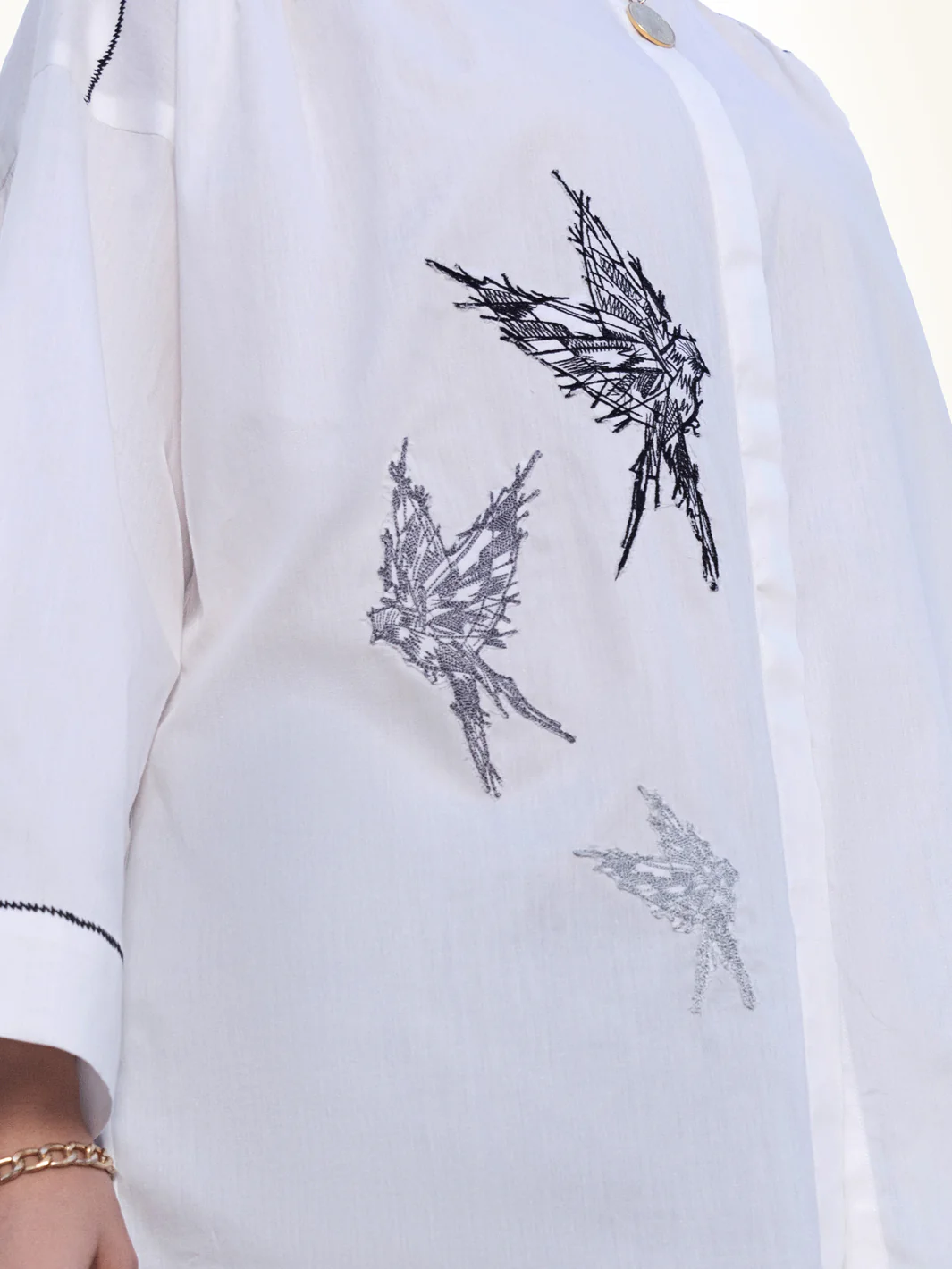 White Kurti - AL-LK-886 - Image 3