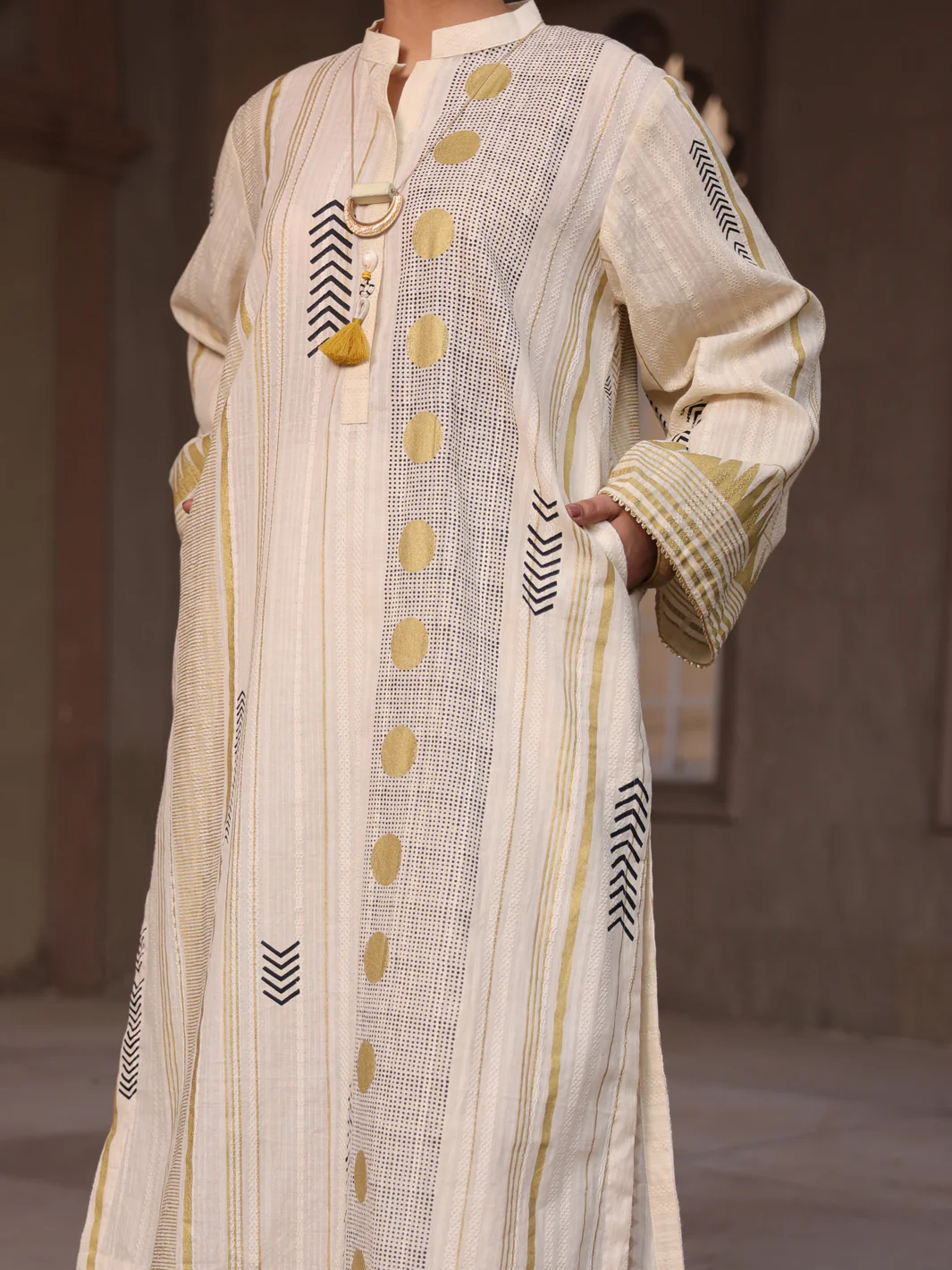 Off White Kurti - AL-LK-915 - Image 3