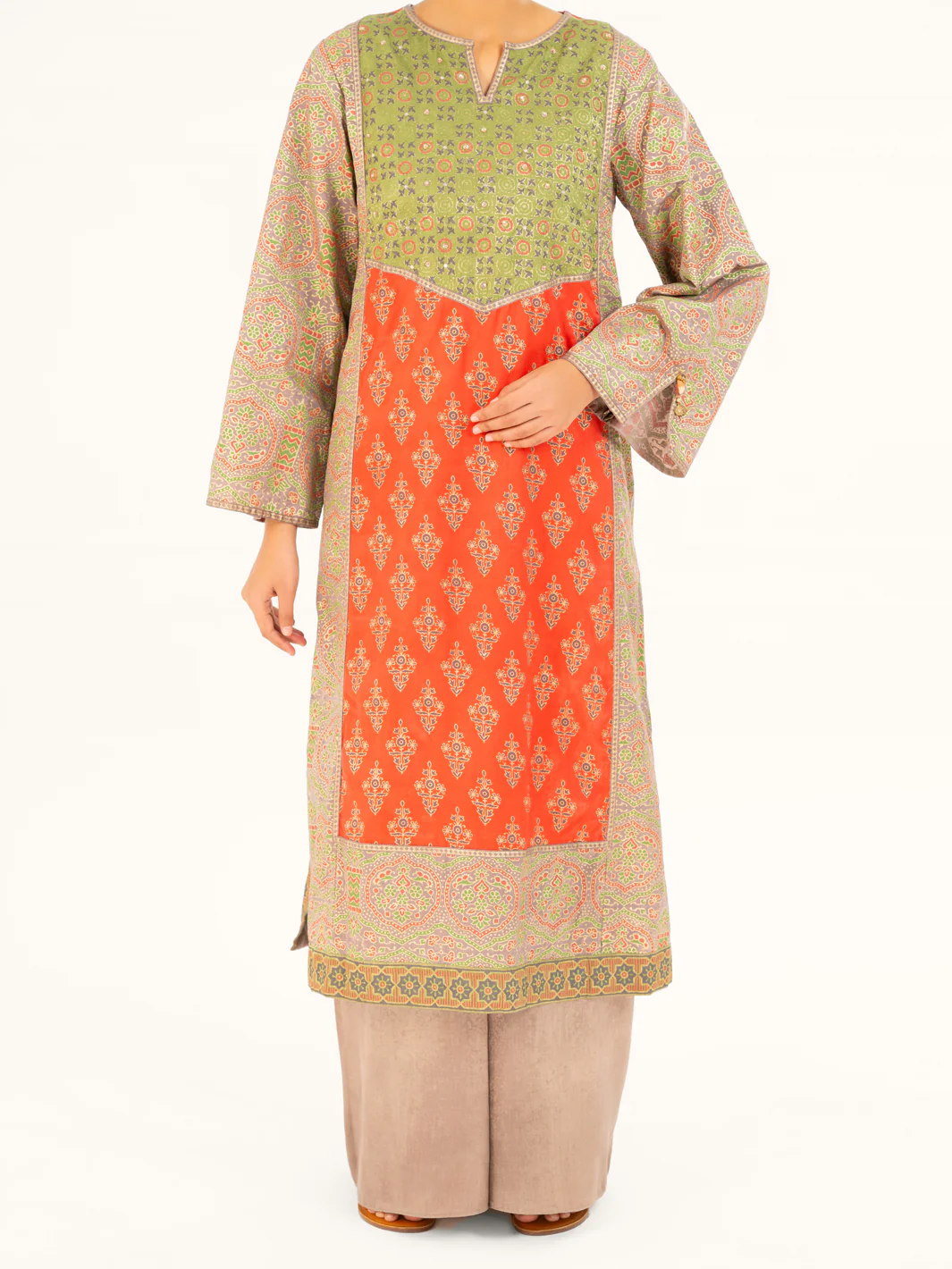 Skin Velvet Formal 2Pc Stitched - AL-LS-LKS-554 - Image 4