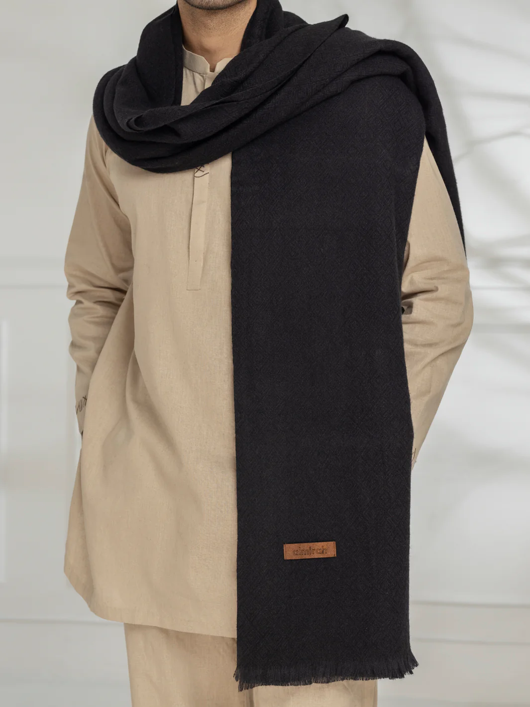 Black Blended Shawl - AL-SH-023 - Image 4