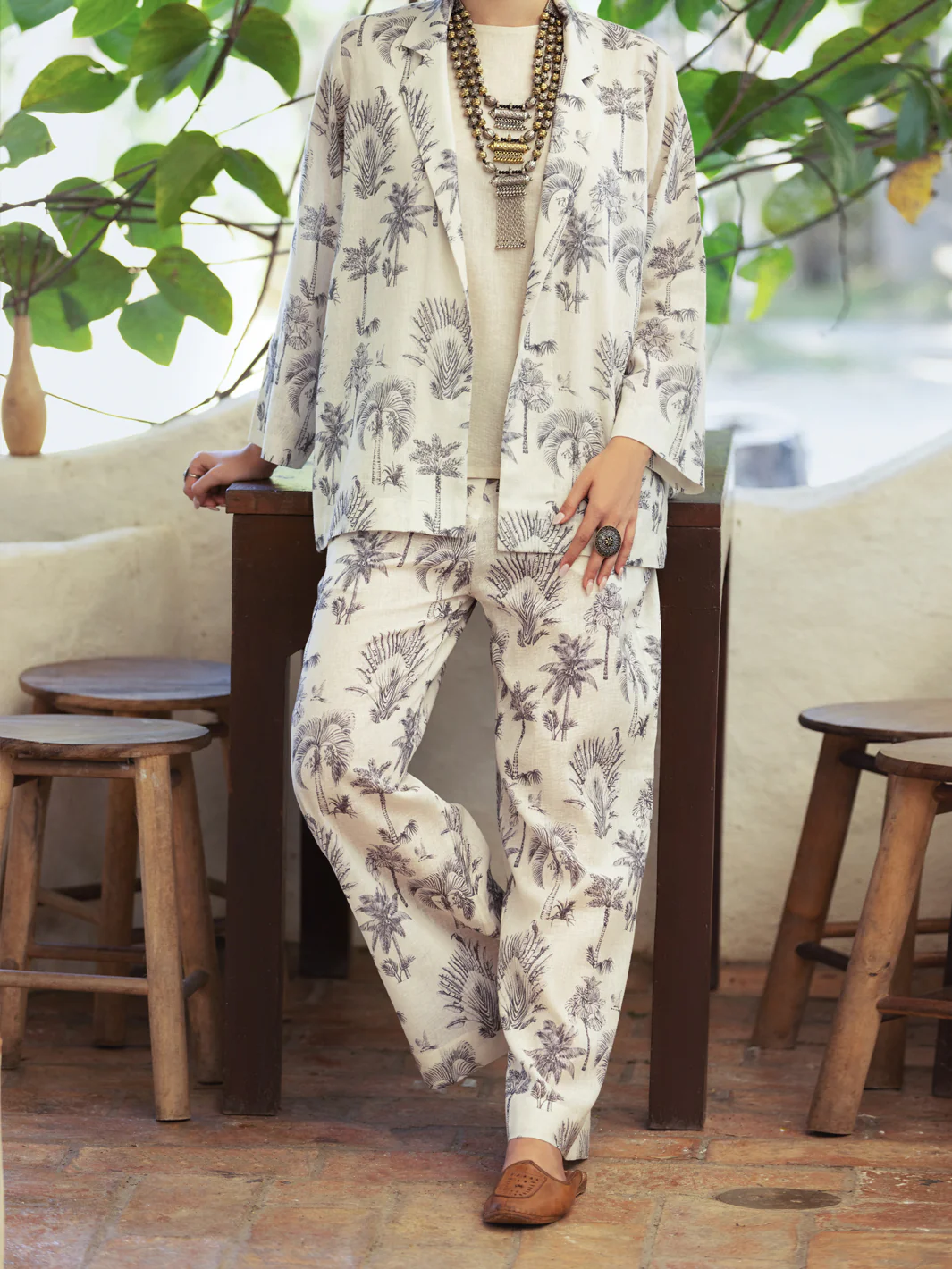 Off White 2Pc Stitched - ALCR-2PS-LKS-1088