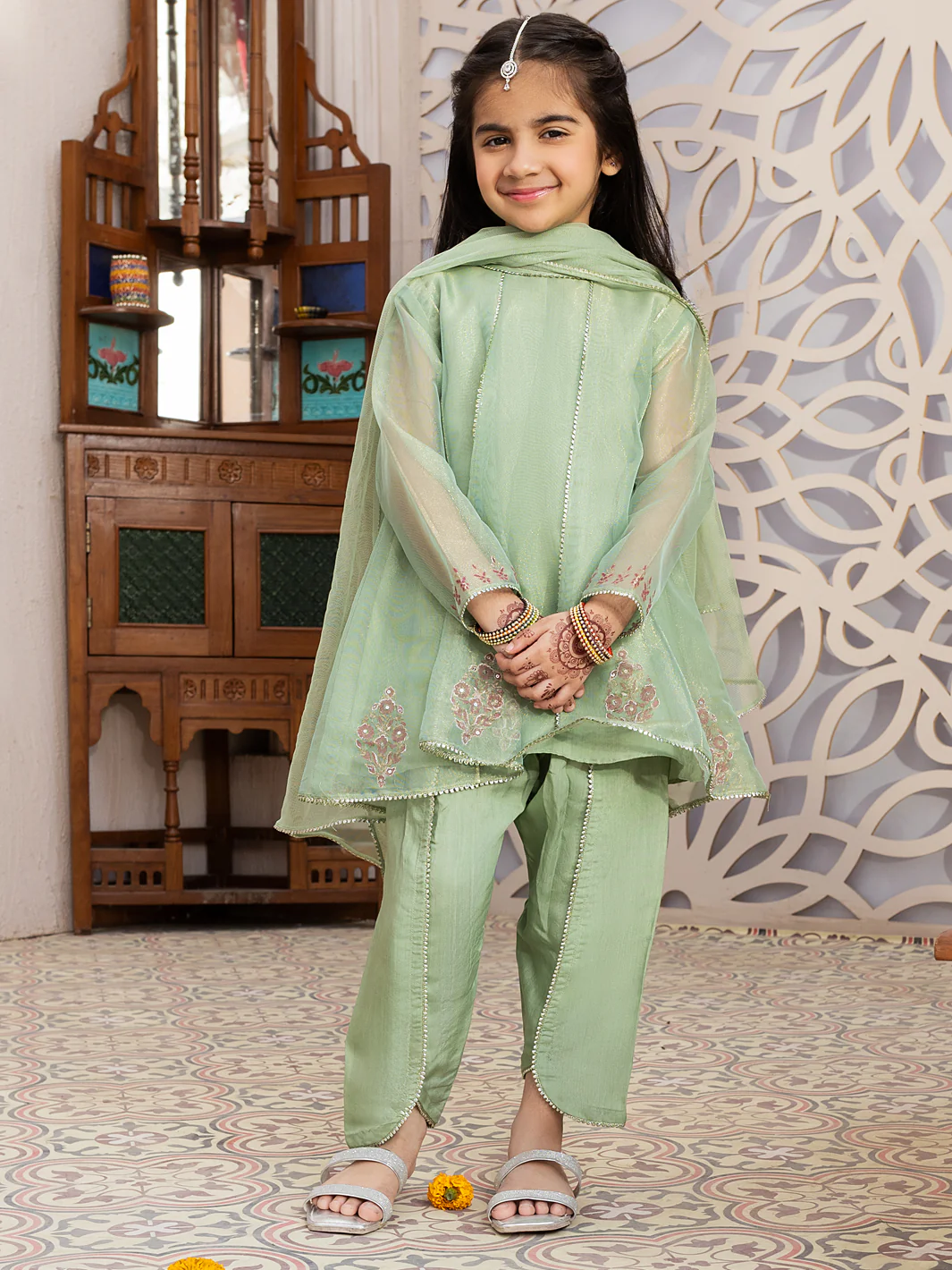 Light Green Shimmer Net 3Pc Stitched - ALGR-3PS-LS-010 - Image 2