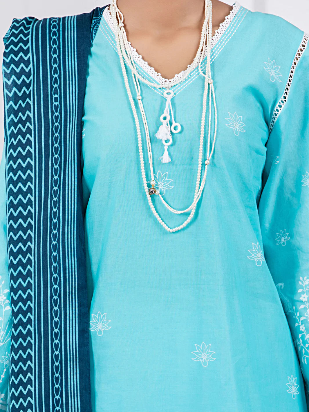 Ferozi Lawn 2Pc Unstitched - ALP-2PS-1451A - Image 3