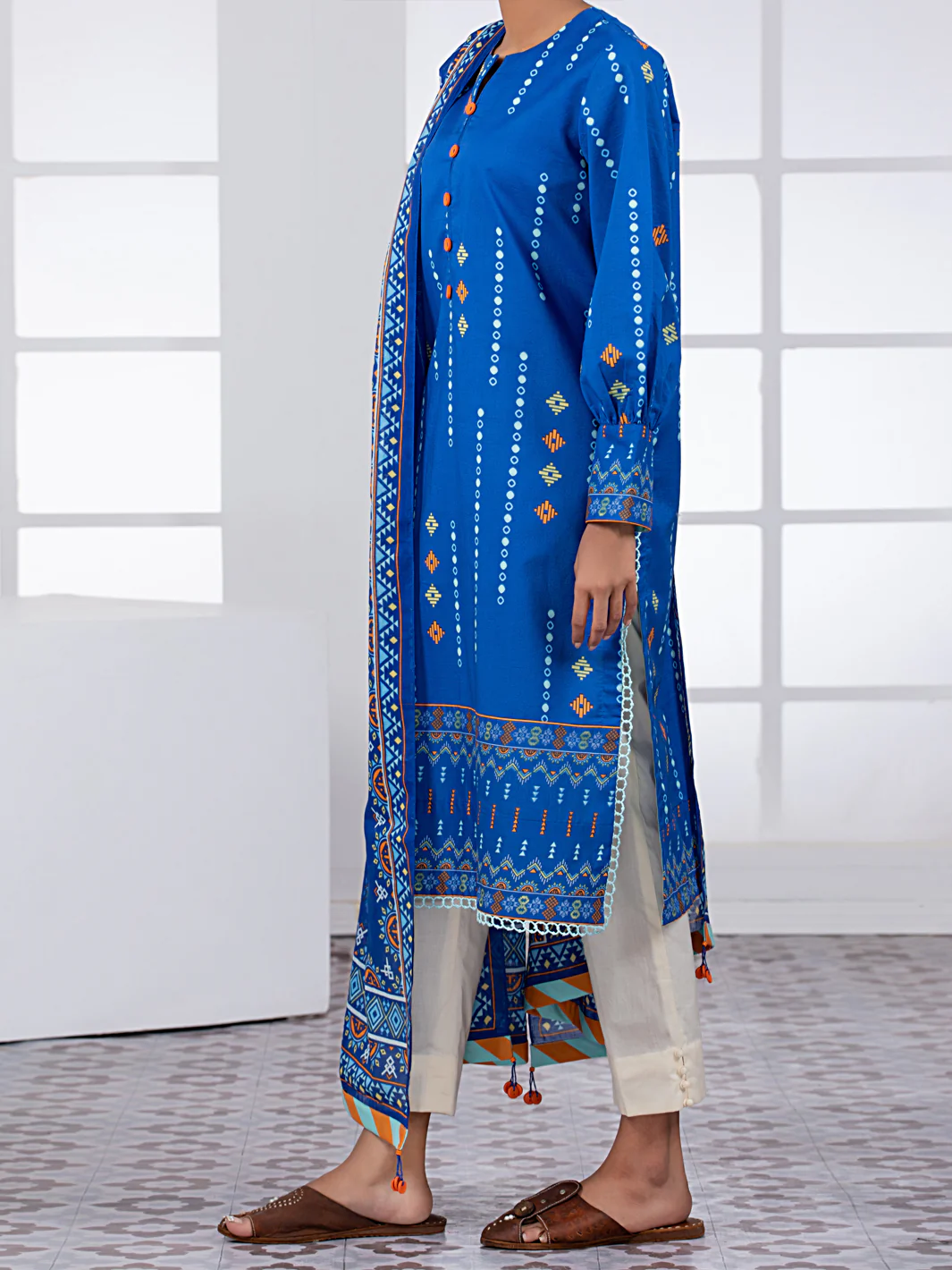 Navy Blue Lawn 2Pc Unstitched - ALP-2PS-1452A - Image 4