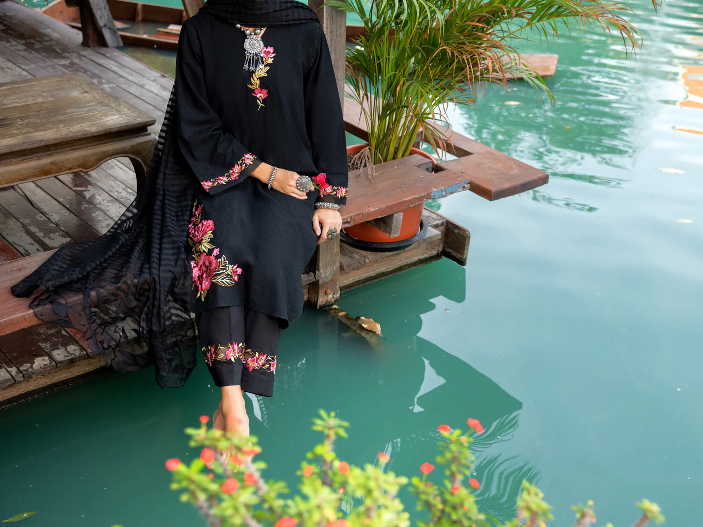 Black Dobby 2Pc Stitched - ALP-2PS-LKS-1828 - Image 4