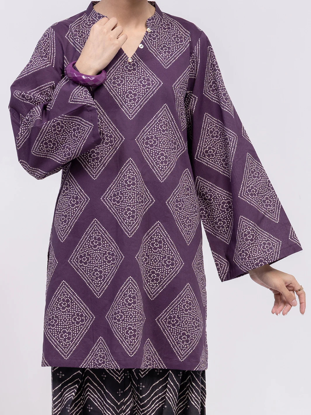 Plum Lawn 2Pc Unstitched - ALP-2PS-LKS-2499 - Image 2