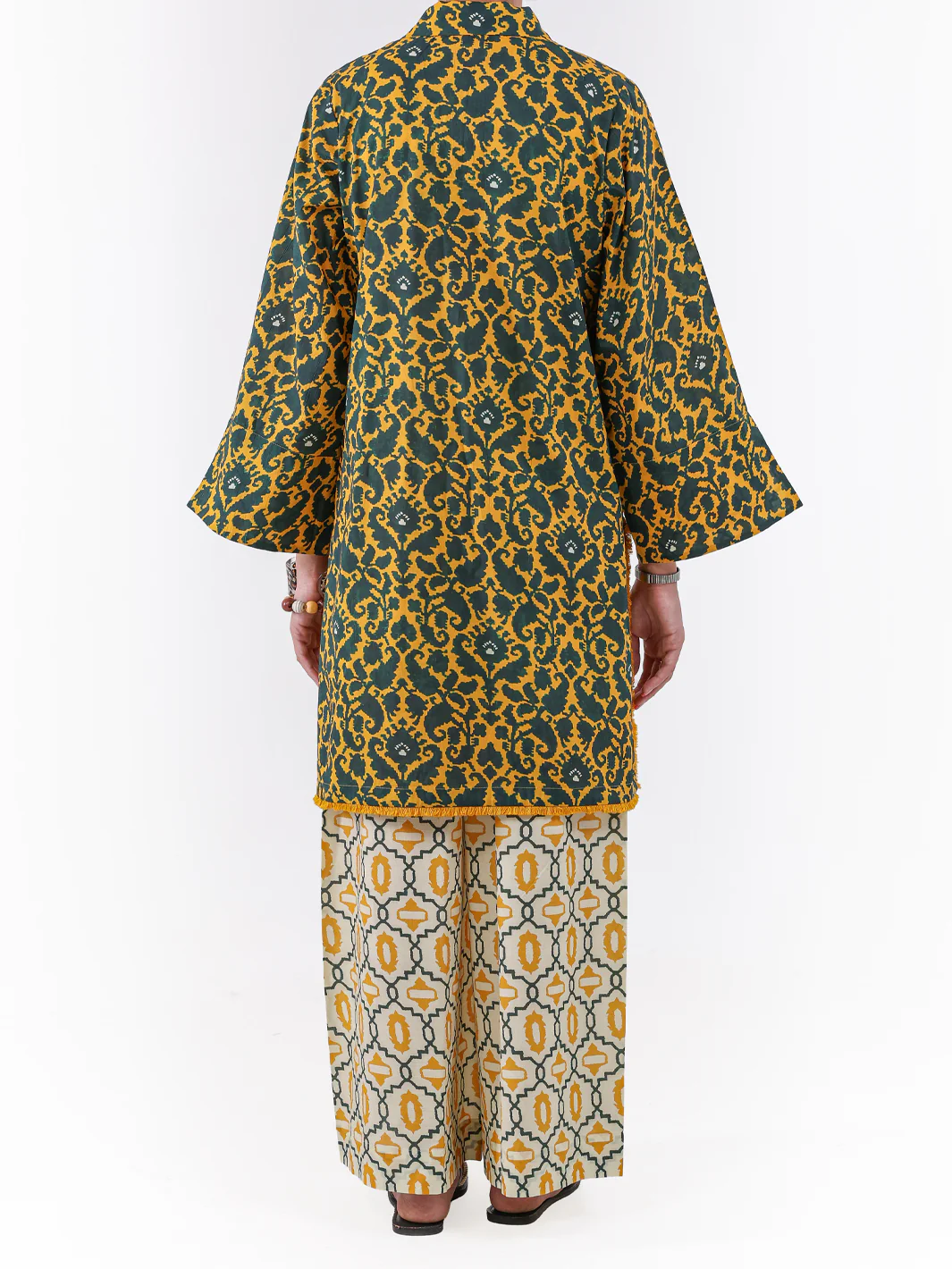 Mustard Lawn 2Pc Unstitched - ALP-2PS-LKS-2501 - Image 3