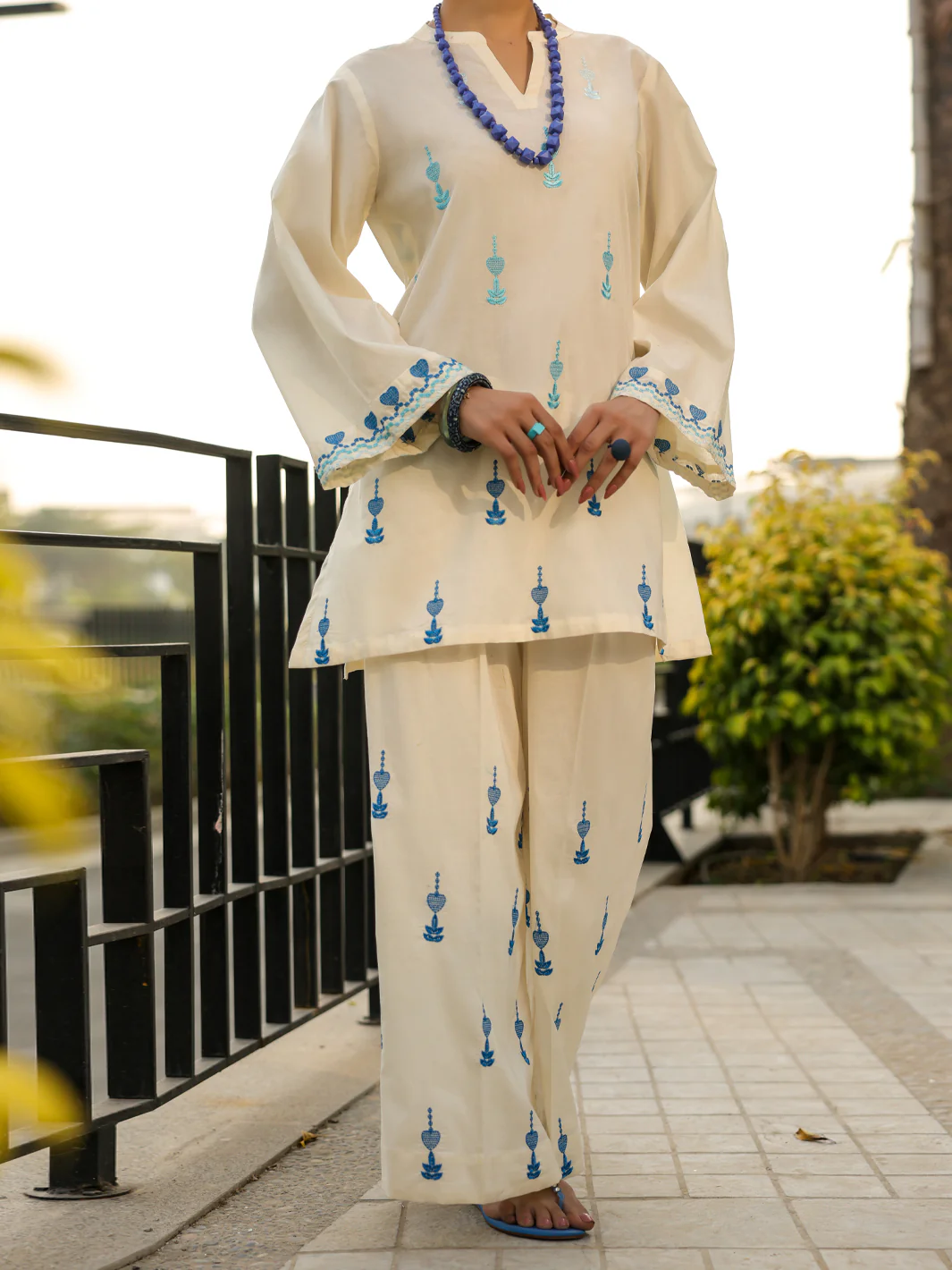 White Lawn Co-Ord Set - ALP-2PS-LKS-2538 - Image 3