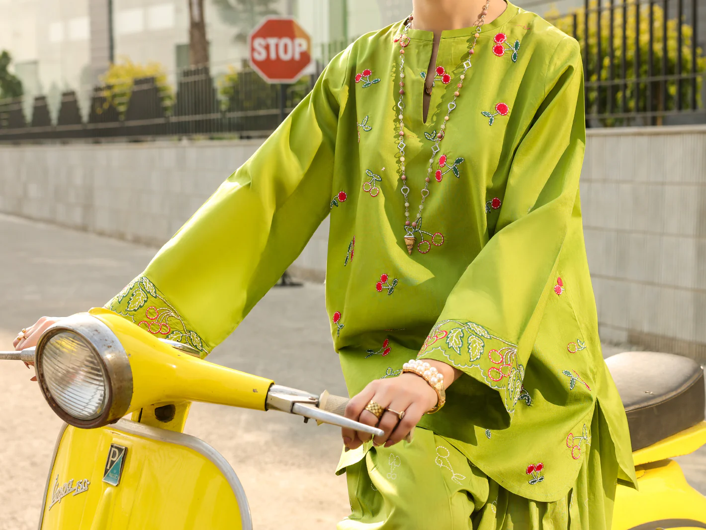 Green Lawn Co-Ord Set - ALP-2PS-LKS-2540 - Image 5