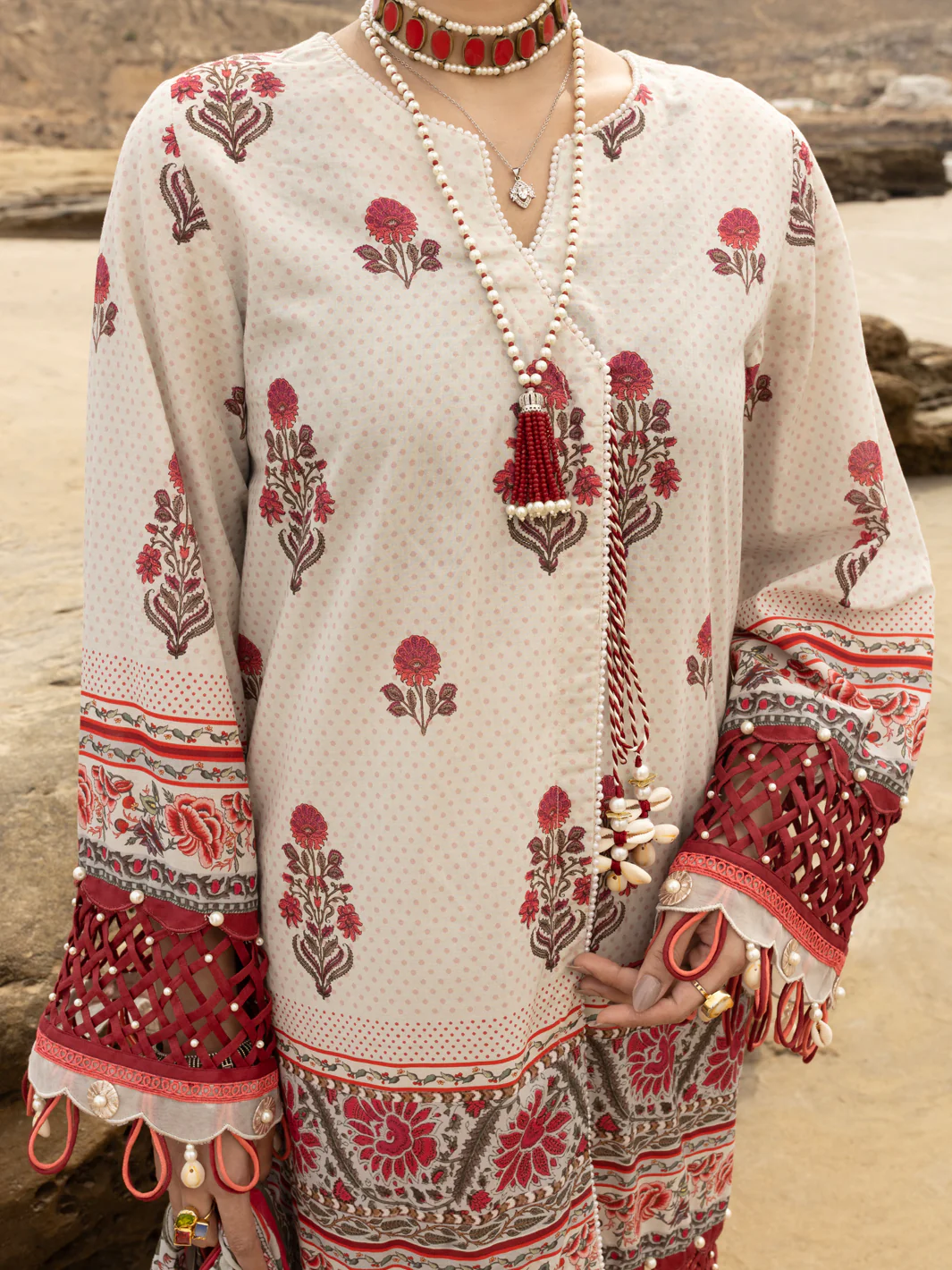 Maroon Lawn 2Pc Unstitched - ALP-2PS-SLKD-UN-2262 - Image 3