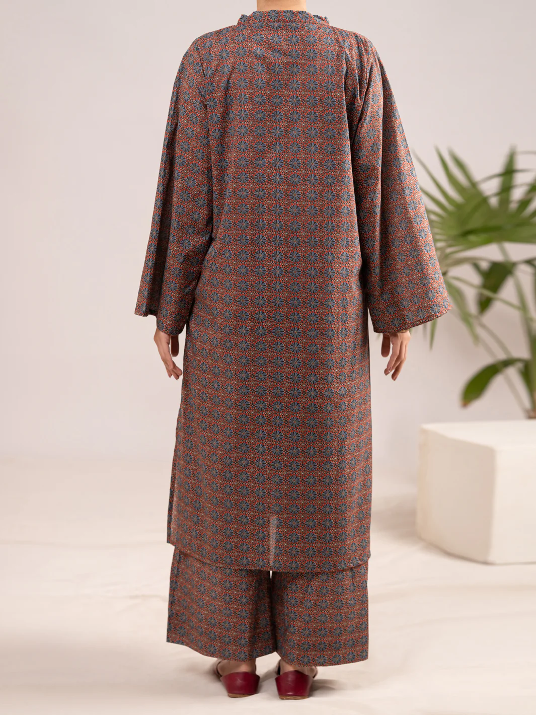 Multicolor Cambric Co-Ord Set - ALP-2PS-SLKS-2552 - Image 3