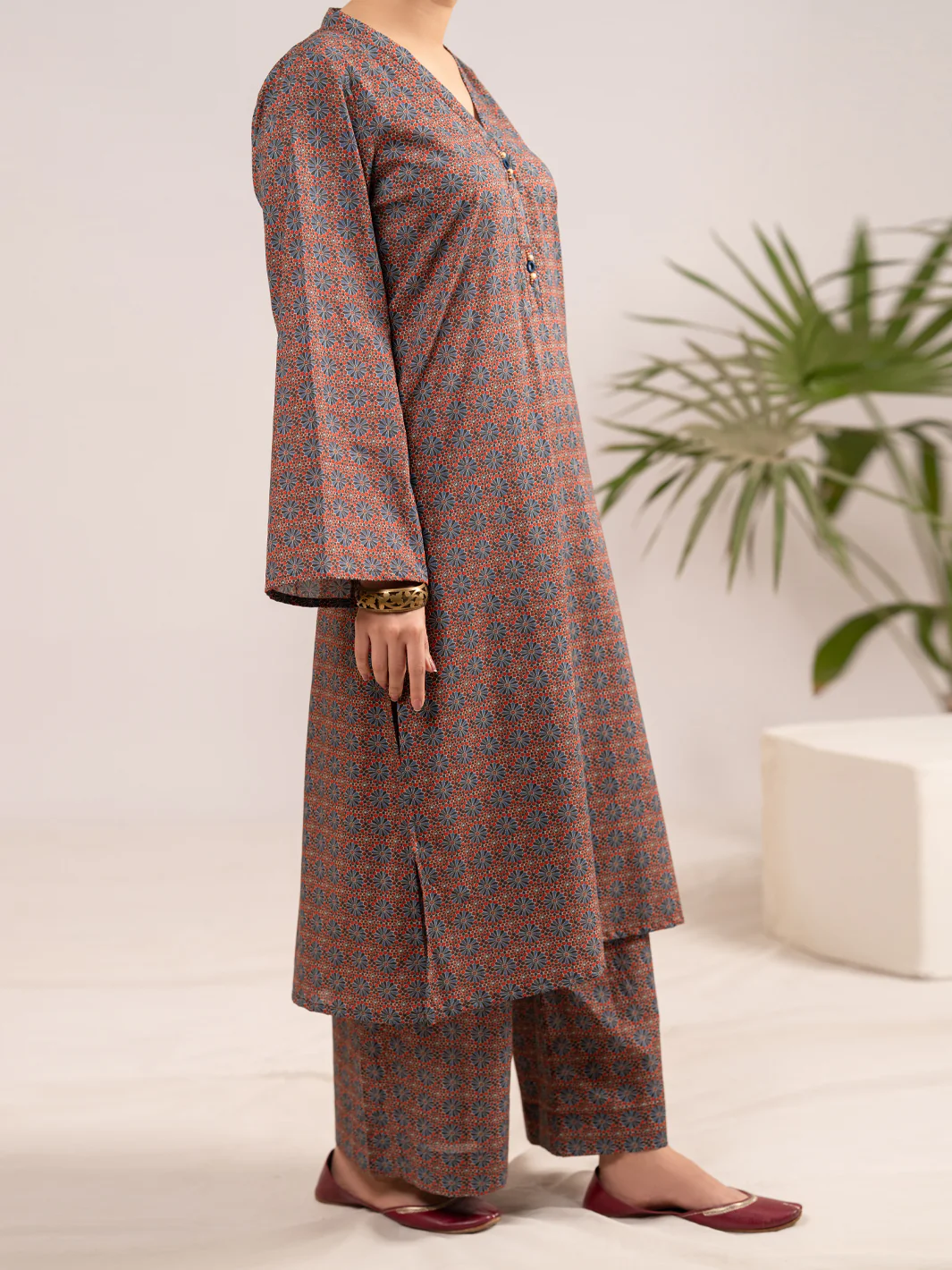 Multicolor Cambric Co-Ord Set - ALP-2PS-SLKS-2552 - Image 5