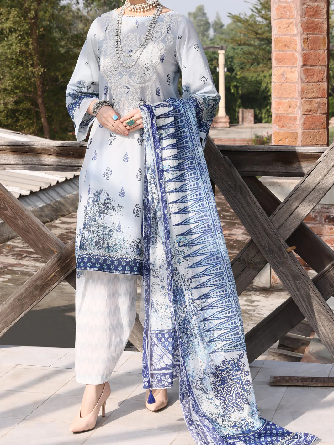 Grey Lawn 3Pc Stitched - ALP-3PS-1039
