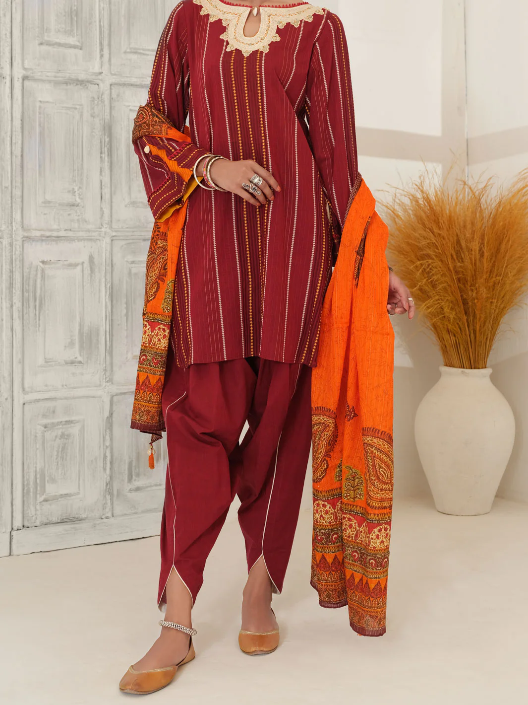 Maroon Yarn Dyed Jacquard 3Pc Stitched - ALP-3PS-1052/S