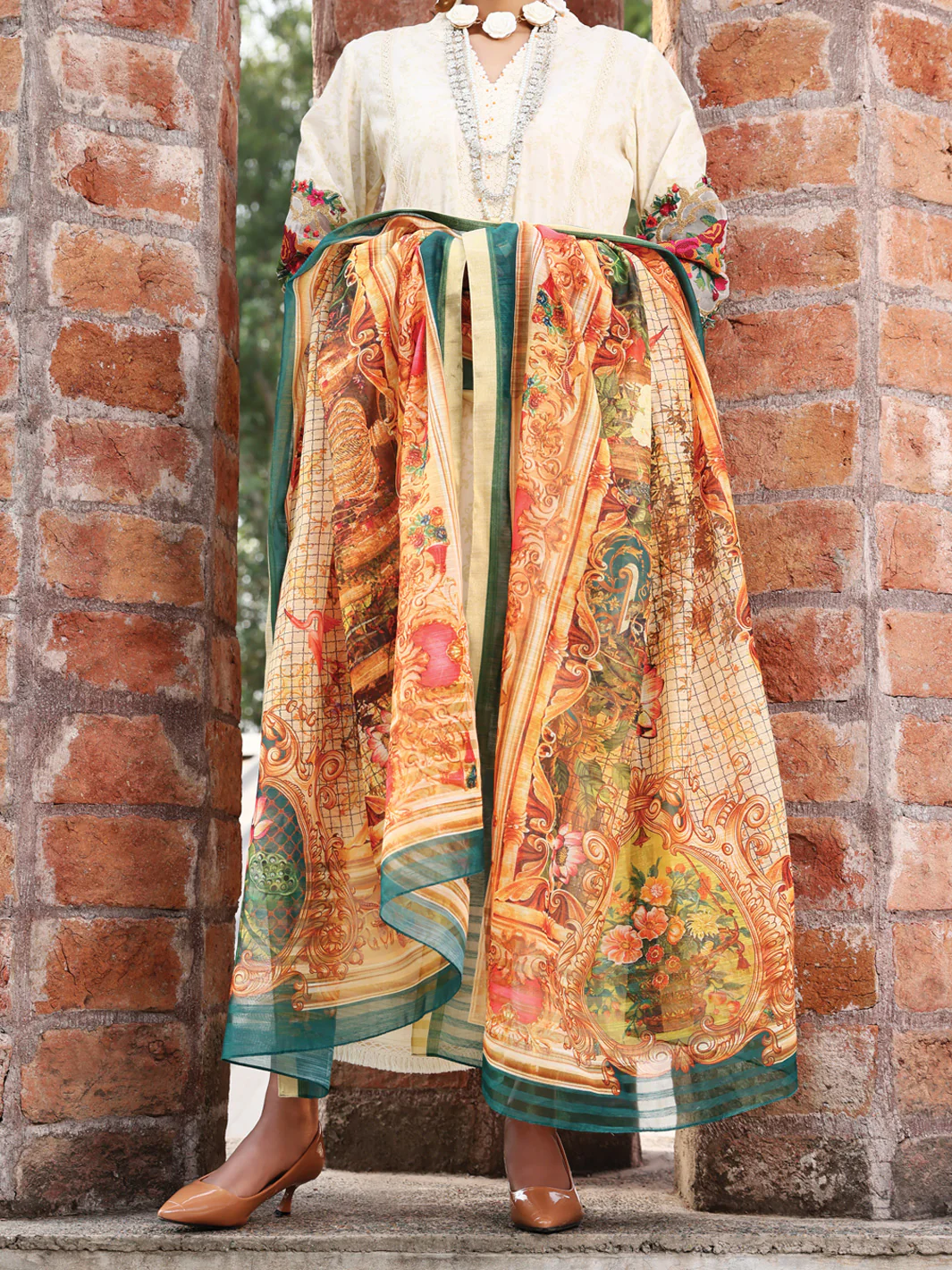 Off White Lawn 3Pc Unstitched - ALP-3PS-1060