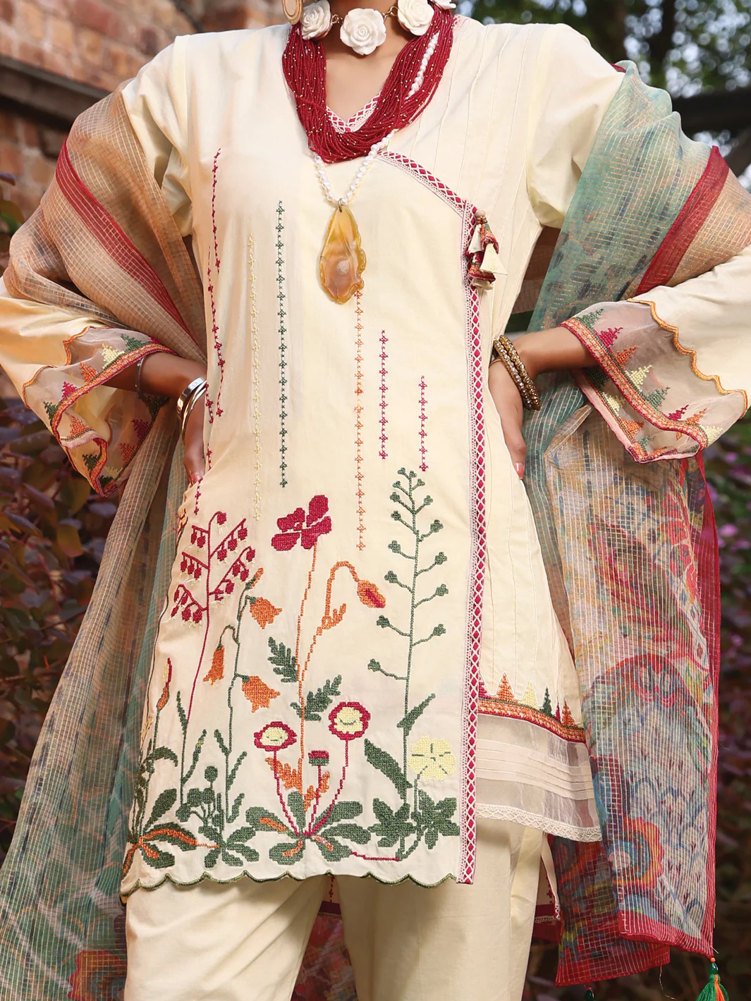 Cream Lawn 3Pc Stitched - ALP-3PS-1062/S - Image 2