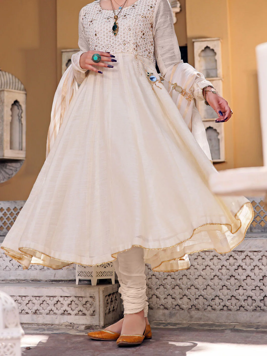 White Khaddi 3Pc Stitched - ALP-3PS-1072/S - Image 4