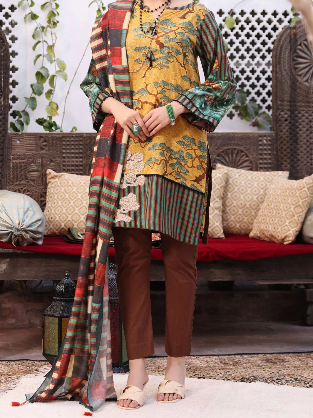 Mustard Lawn 3Pc Stitched - ALP-3PS-1079/S - Image 3