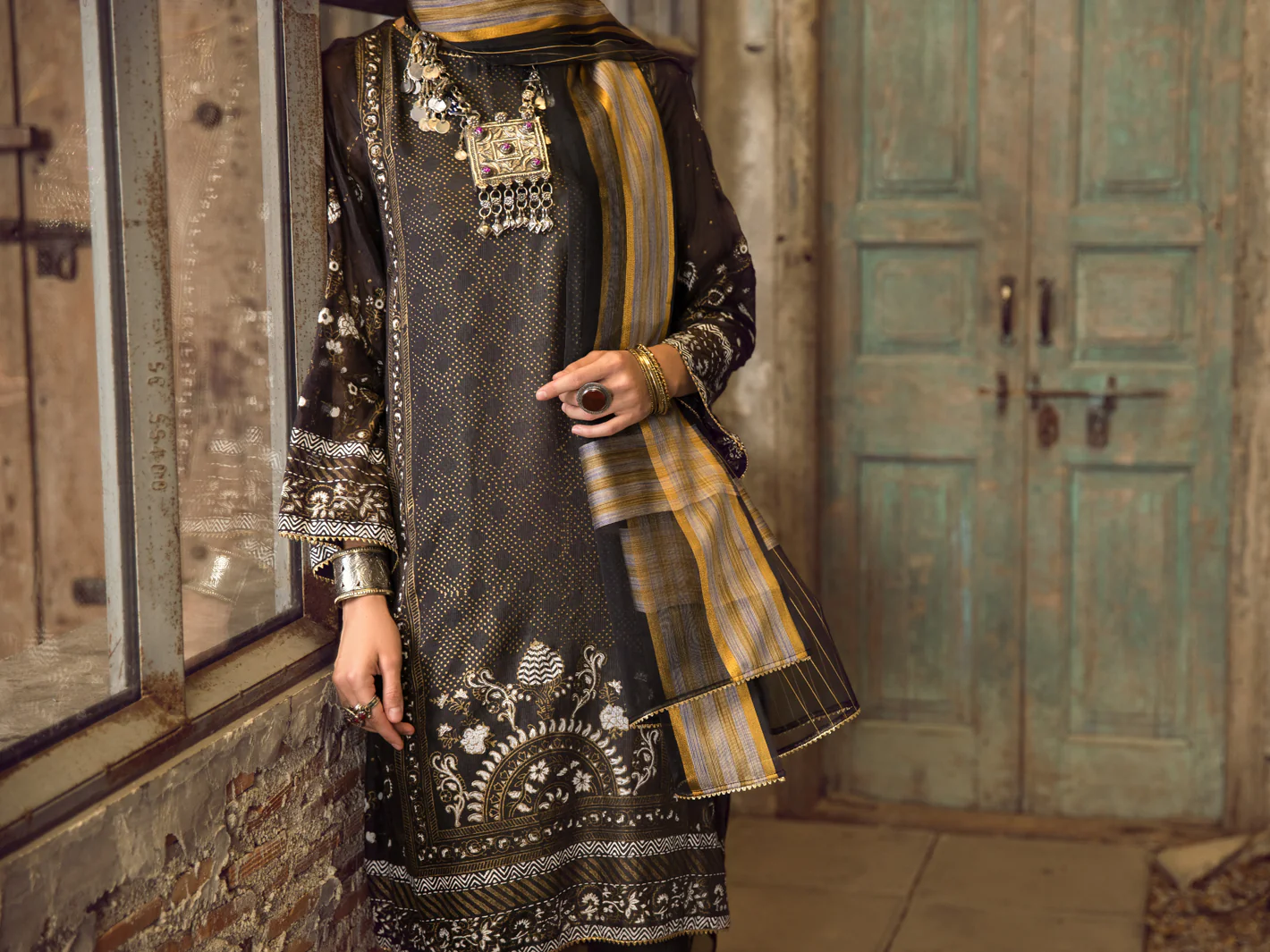 Black Khaddi Silk 3Pc Stitched - ALP-3PS-1286 - Image 3