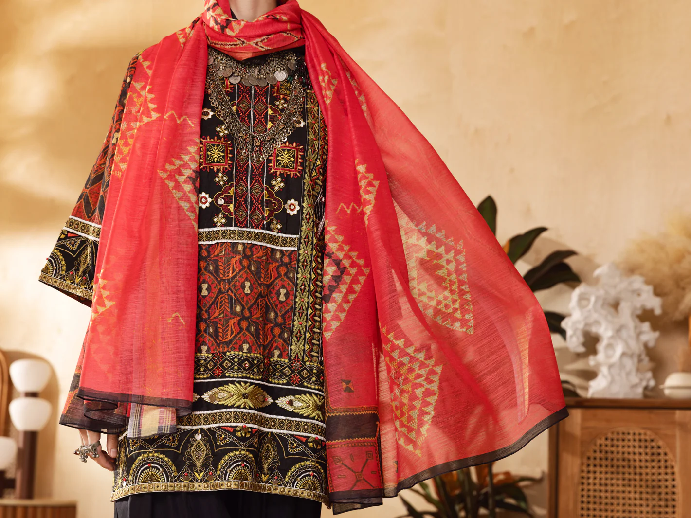 Red Hand-Woven Lurex 3Pc Stitched - ALP-3PS-1300 - Image 6