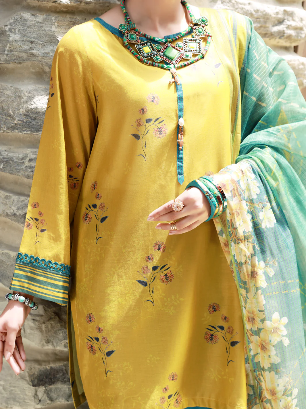 Lime Green Lawn 3Pc Stitched - ALP-3PS-1379 - Image 3