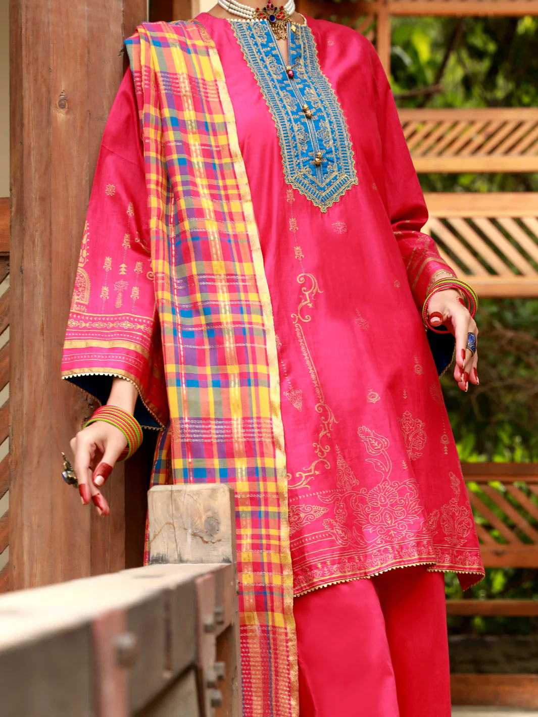 Fuchsia Lawn 3Pc Unstitched - ALP-3PS-1383 - Image 3