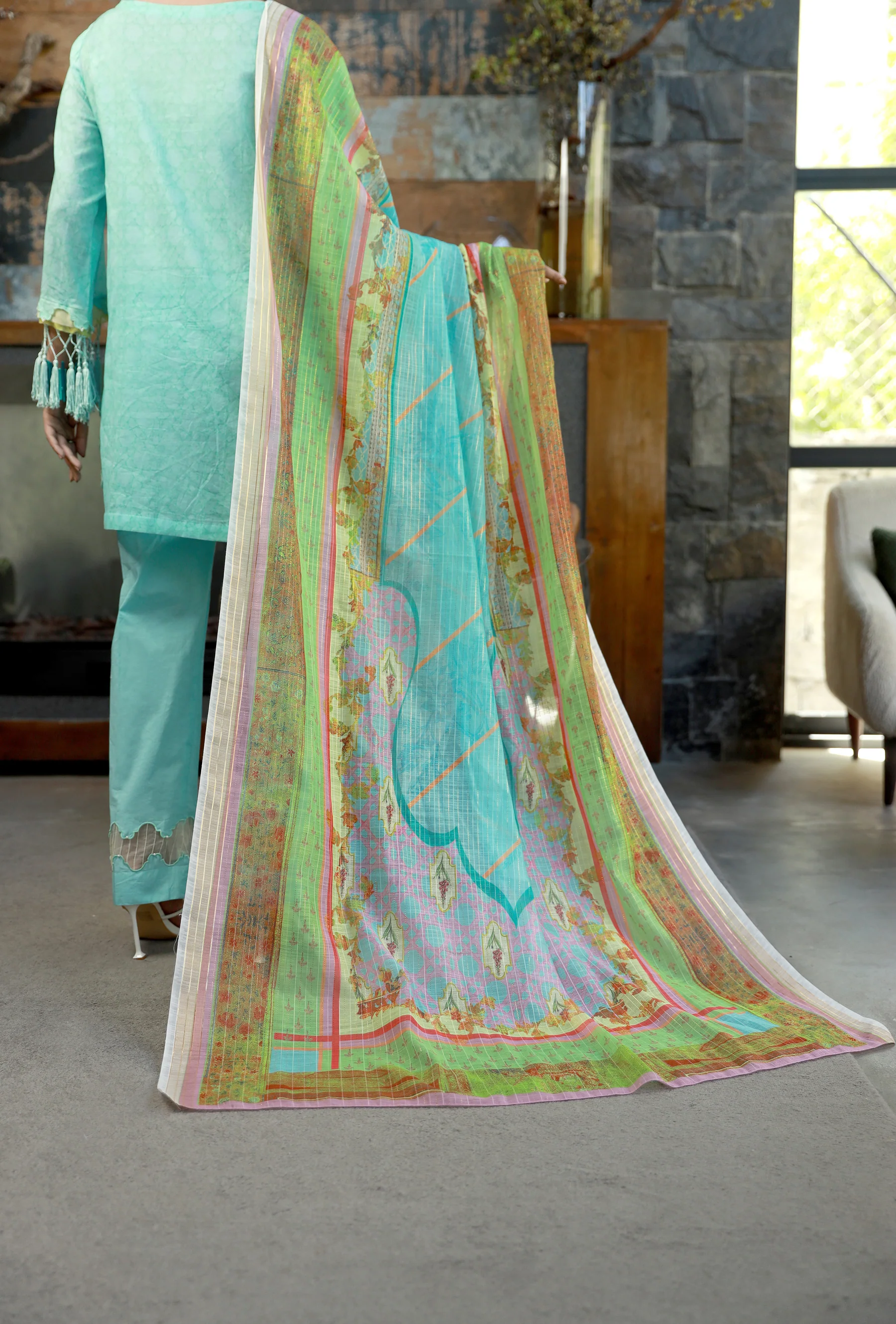 Ferozi Lawn 3Pc Unstitched - ALP-3PS-1395 - Image 2
