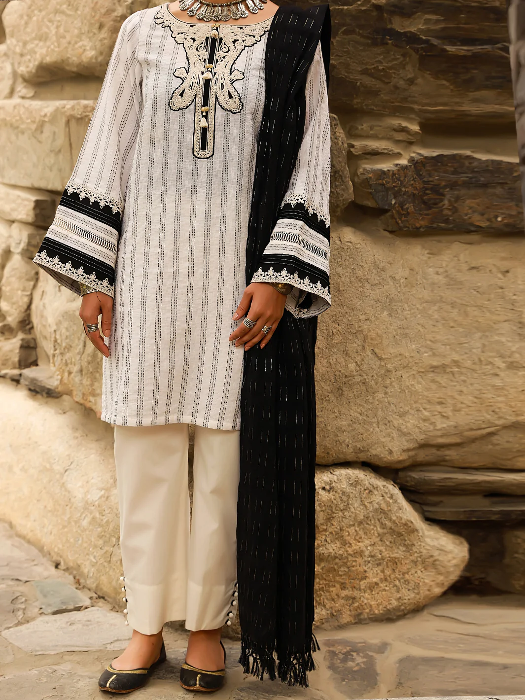 White Jacquard 3Pc Stitched - ALP-3PS-1413