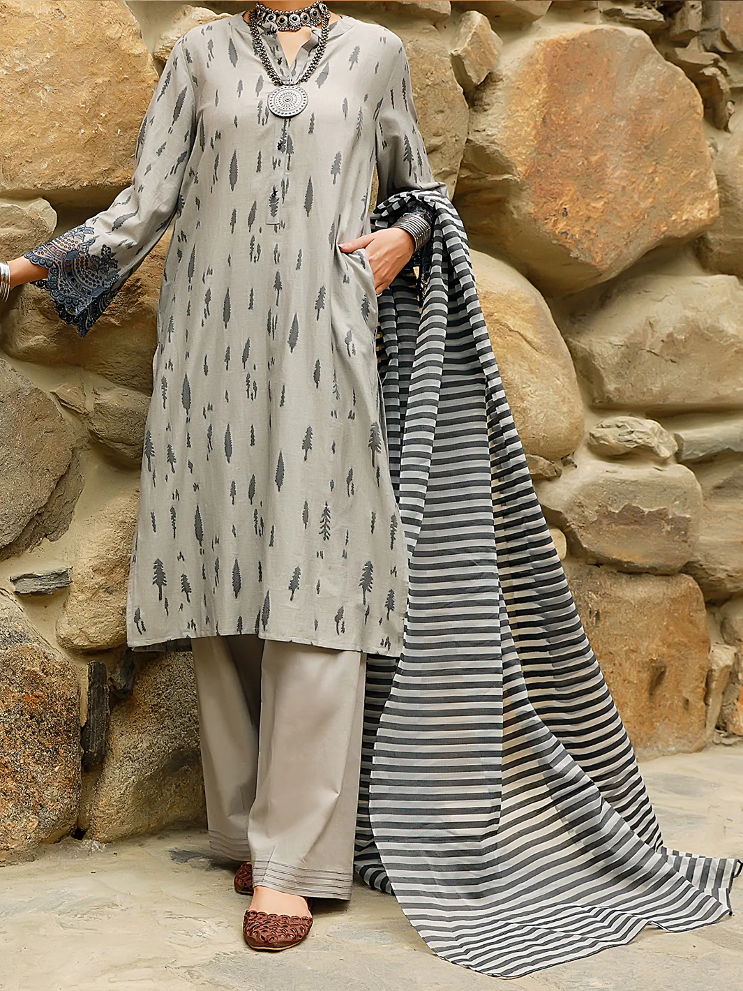 Grey Yarn-Dyed 3Pc Unstitched - ALP-3PS-1414