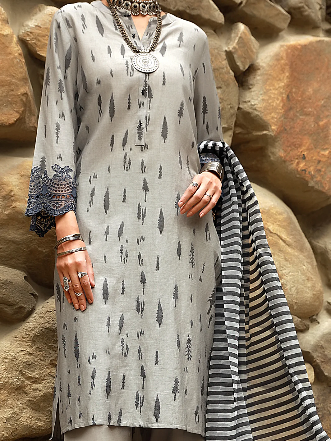 Grey Yarn-Dyed 3Pc Unstitched - ALP-3PS-1414 - Image 4