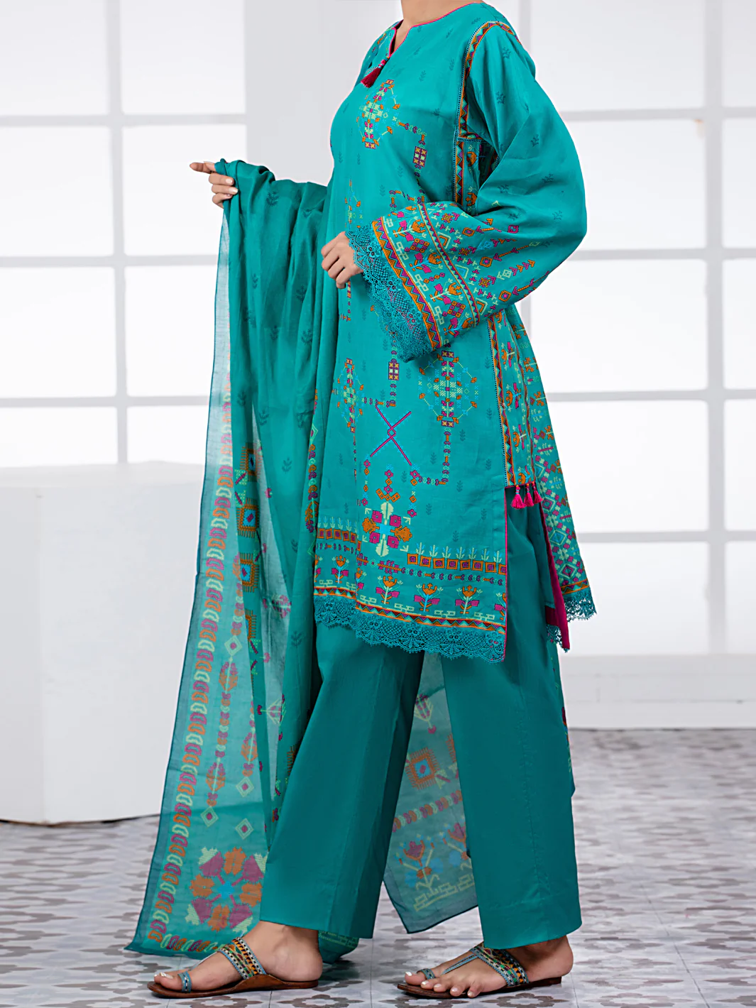 Turquoise Lawn 3Pc Unstitched - ALP-3PS-1494 - Image 4