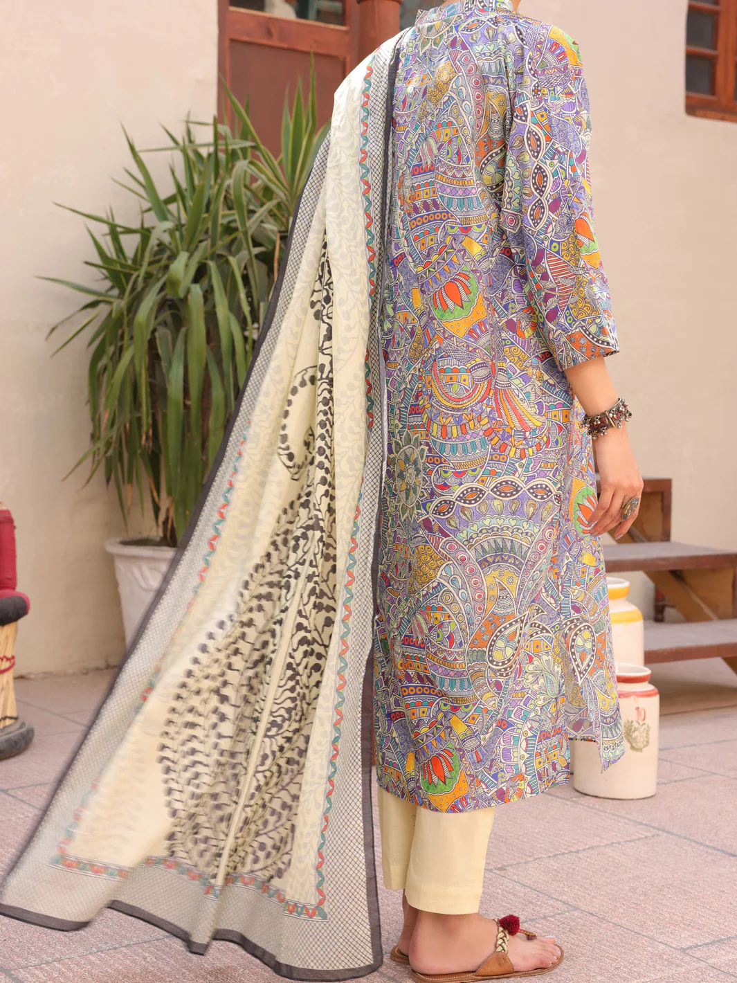 Multicolor Lawn 3Pc Unstitched - ALP-3PS-1609 - Image 2