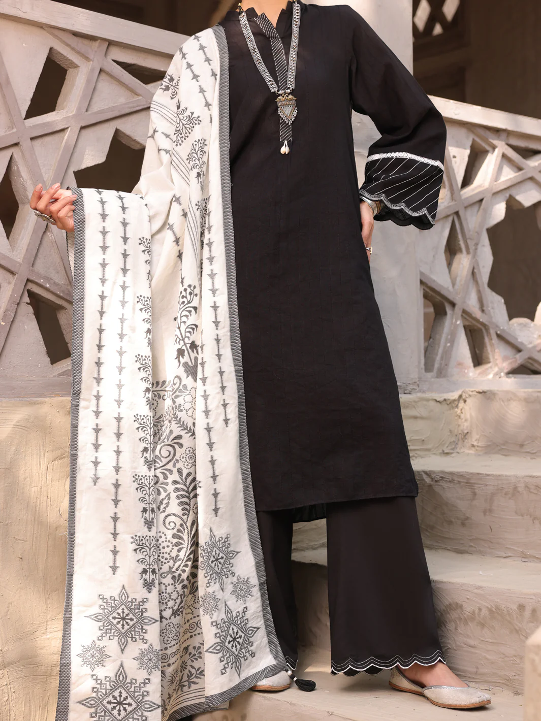 Black 3Pc Stitched - ALP-3PS-1629