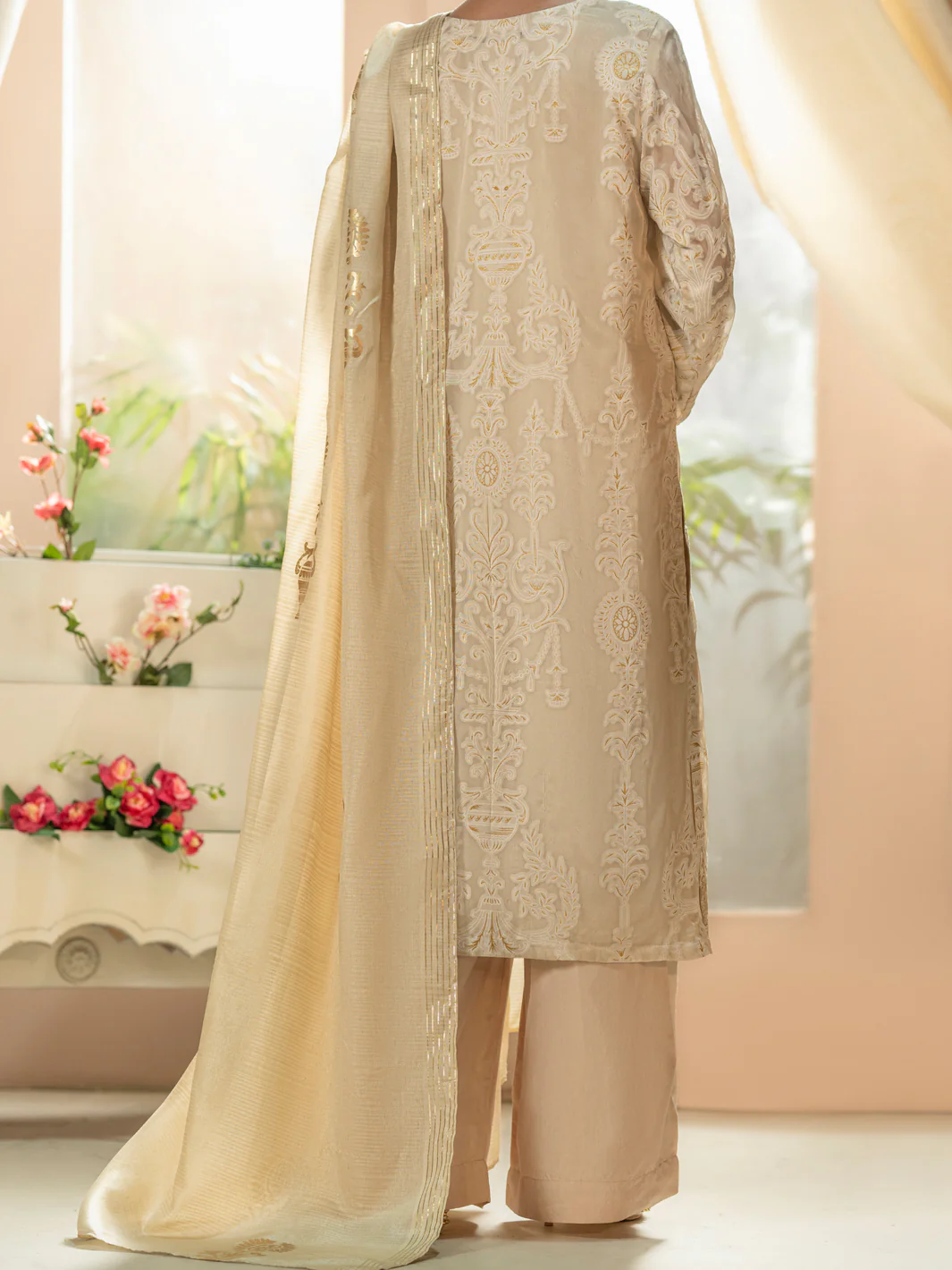 Off White 3Pc Stitched - ALP-3PS-1663 - Image 2