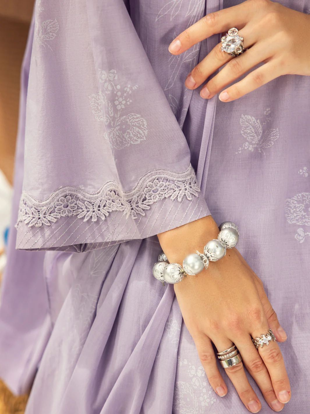 Lilac Lawn 3Pc Stitched - ALP-3PS-1734 - Image 4