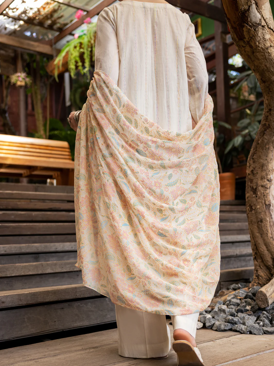 Off White Jacquard 3Pc Stitched - ALP-3PS-1768 - Image 2