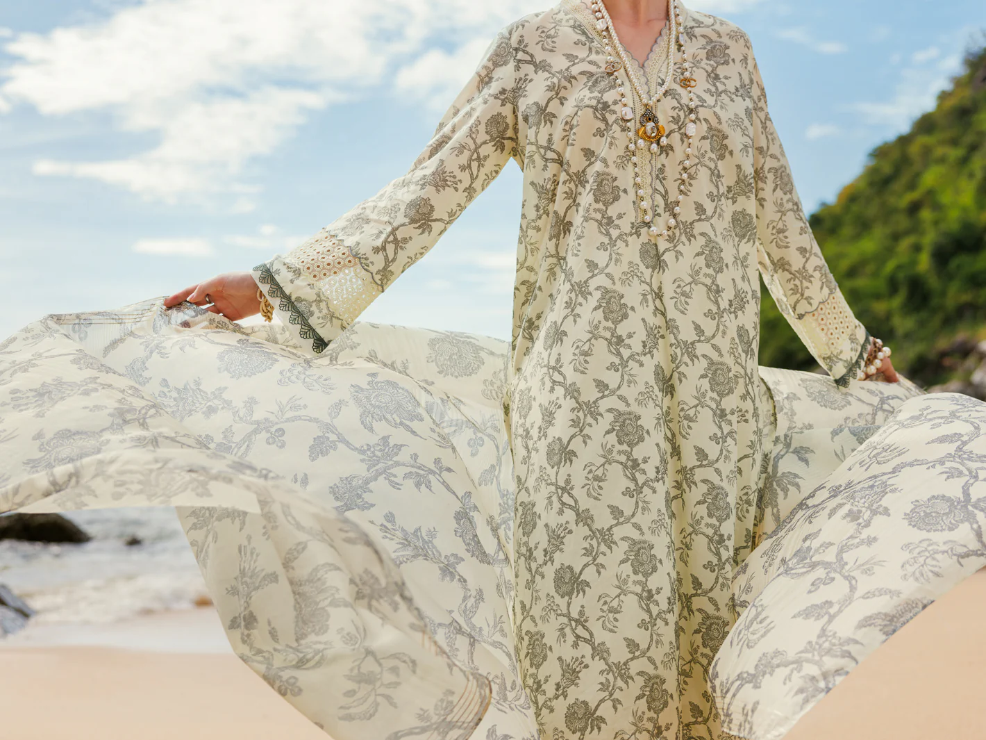 Cream Lawn 3Pc Stitched - ALP-3PS-1806 - Image 4