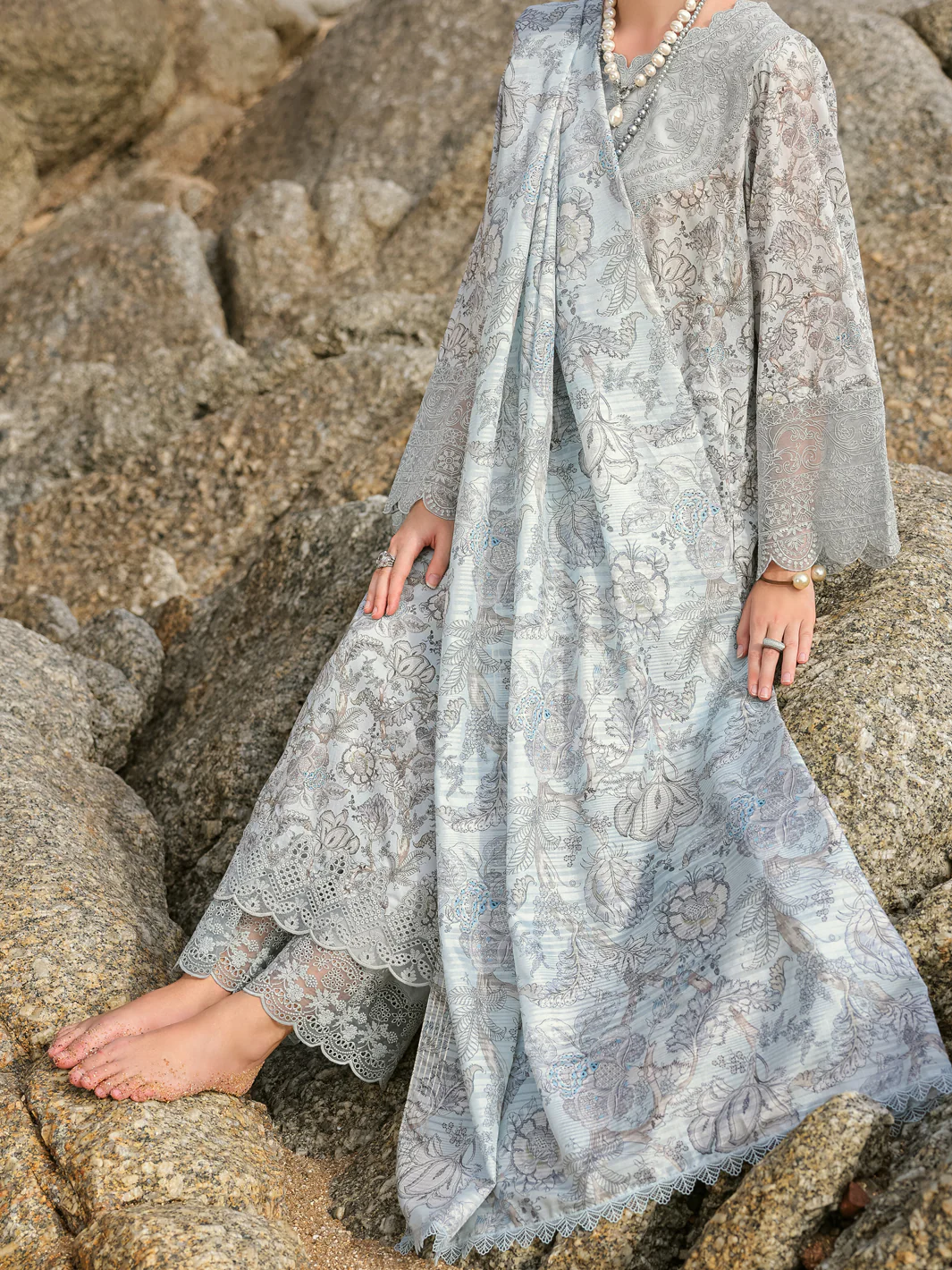 Light Grey Lawn 3Pc Stitched - ALP-3PS-1809