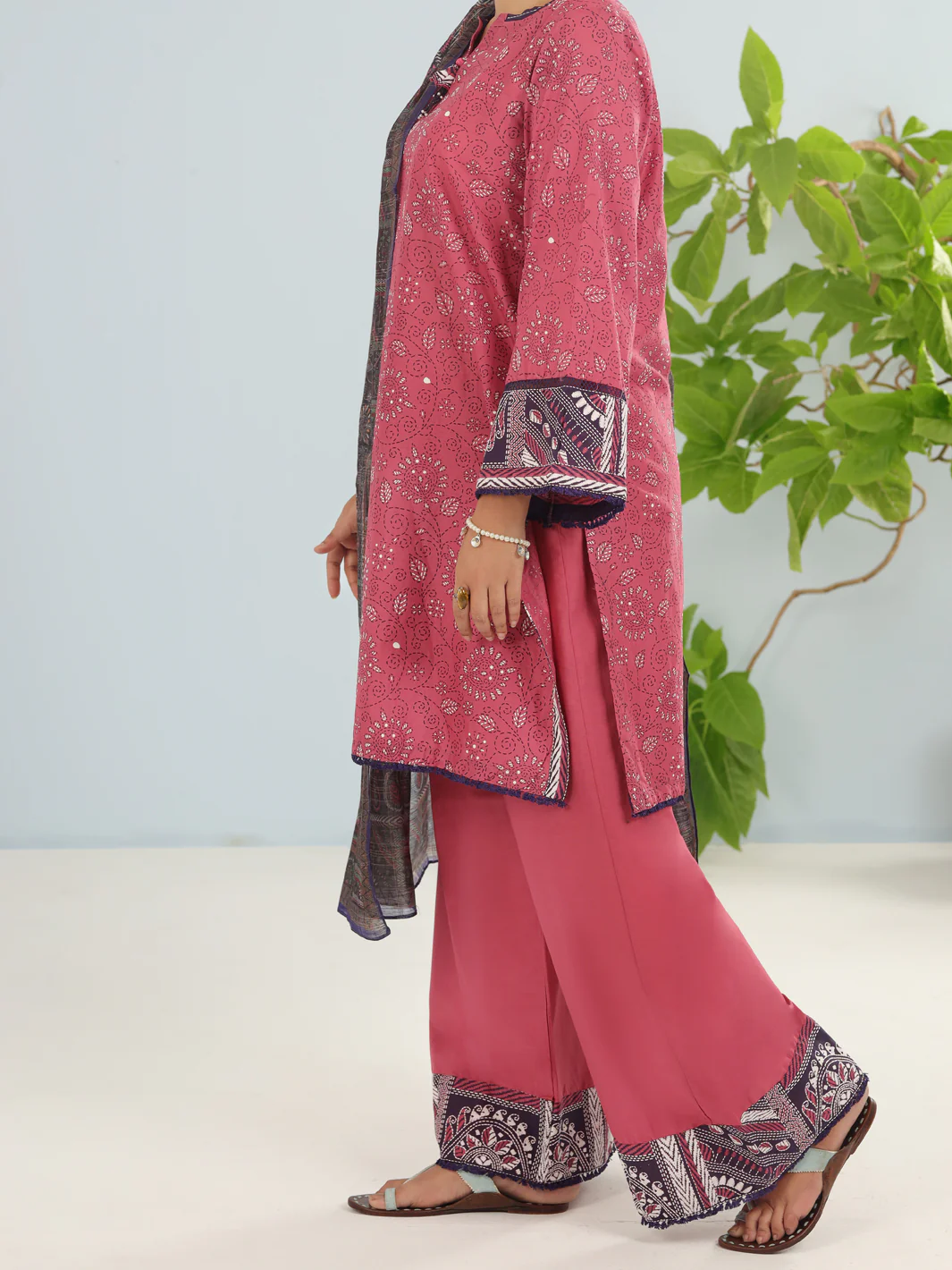 Light Pink Lawn 3Pc Unstitched - ALP-3PS-1902 - Image 4