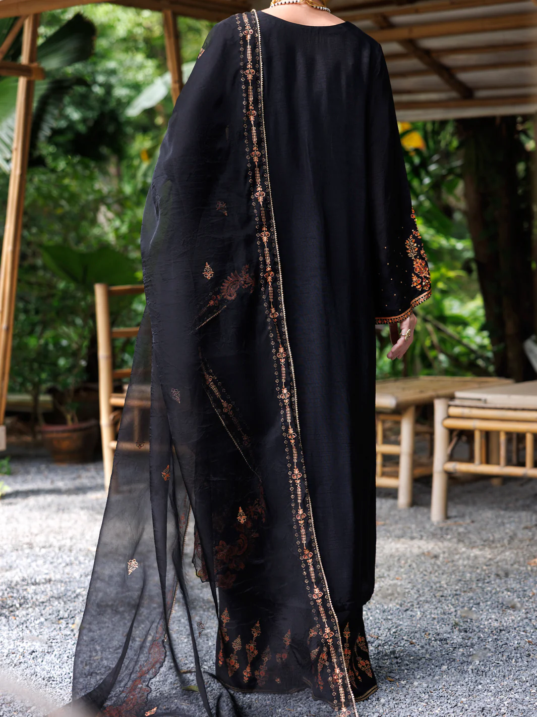 Black Sheesha Silk 3Pc Stitched - ALP-3PS-2031 - Image 2
