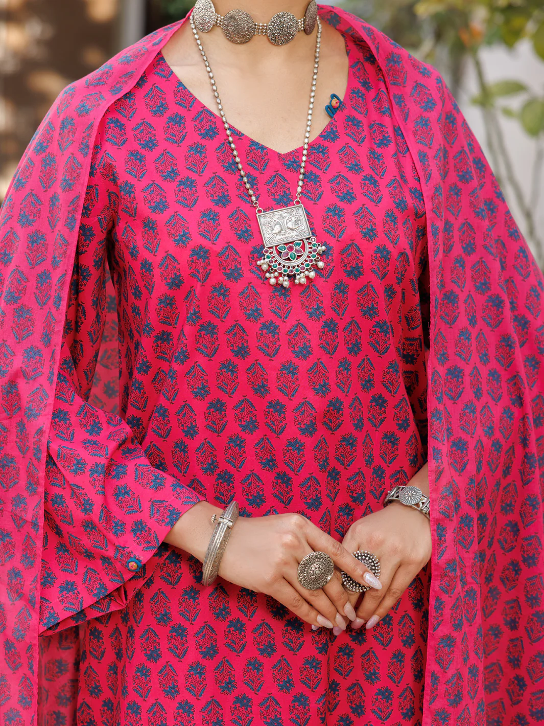 Fuchsia Lawn 3Pc Stitched - ALP-3PS-2122 - Image 3